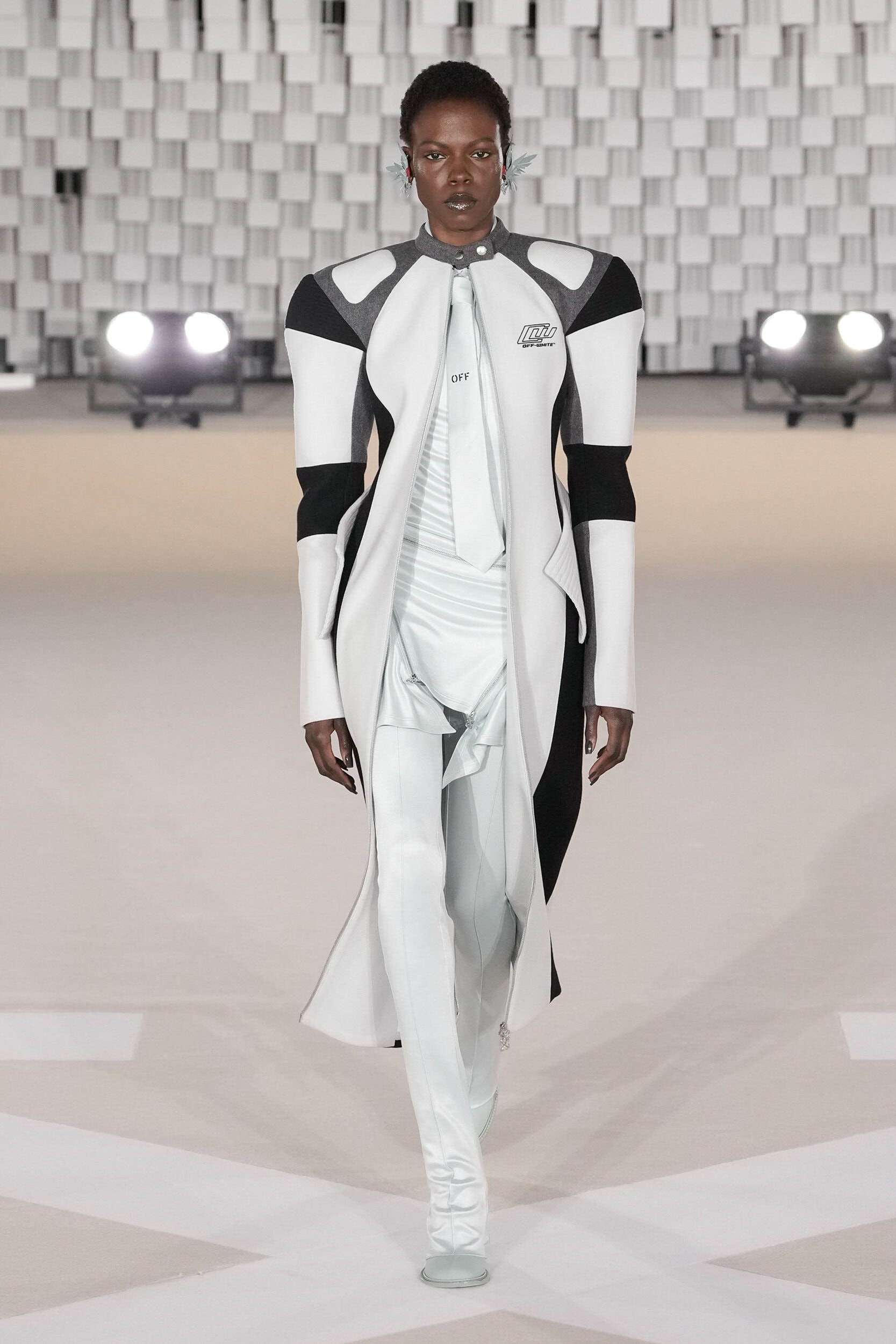 Off-white Fall 2025 Fashion Show