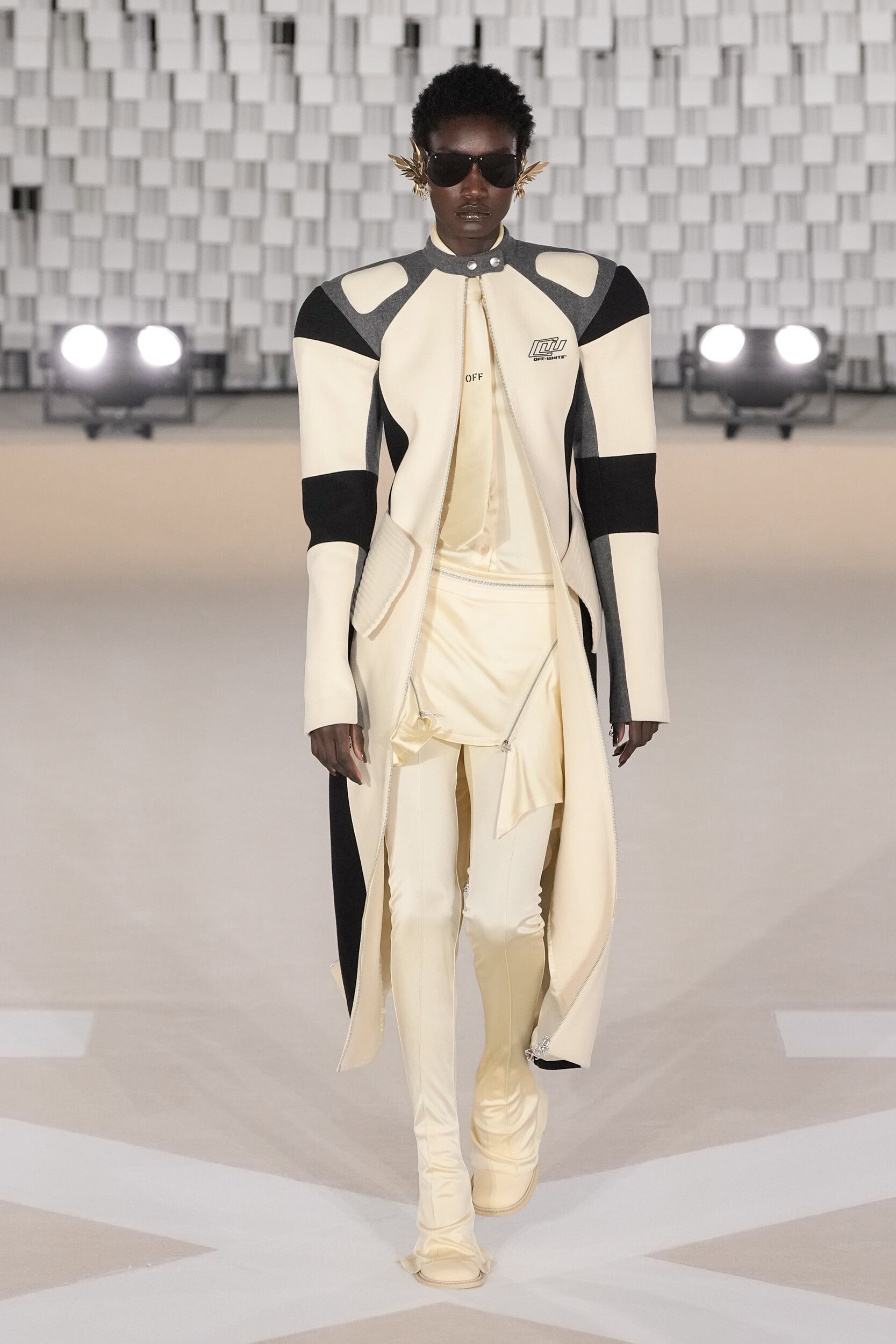 Off-white Fall 2025 Fashion Show