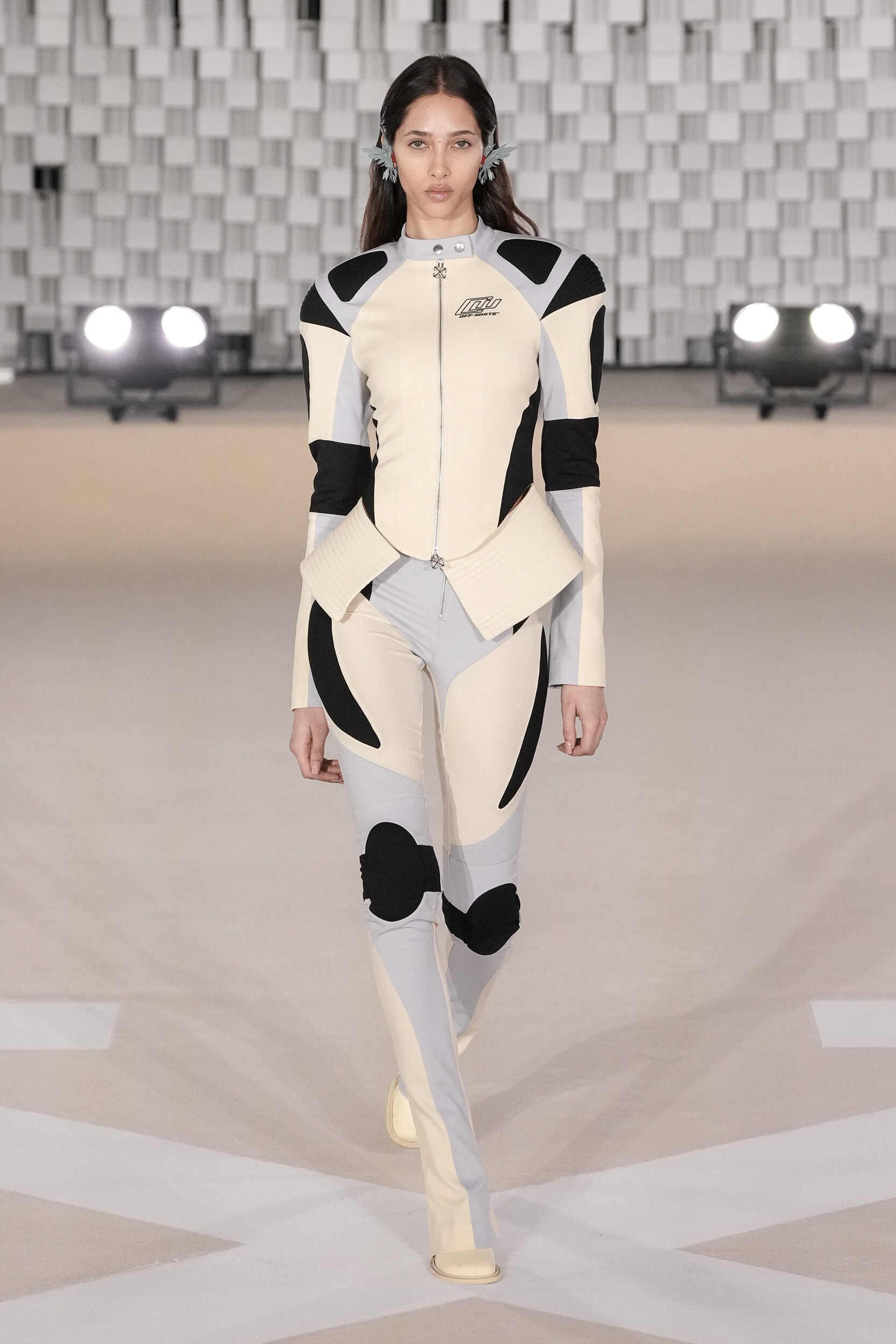 Off-white Fall 2025 Fashion Show