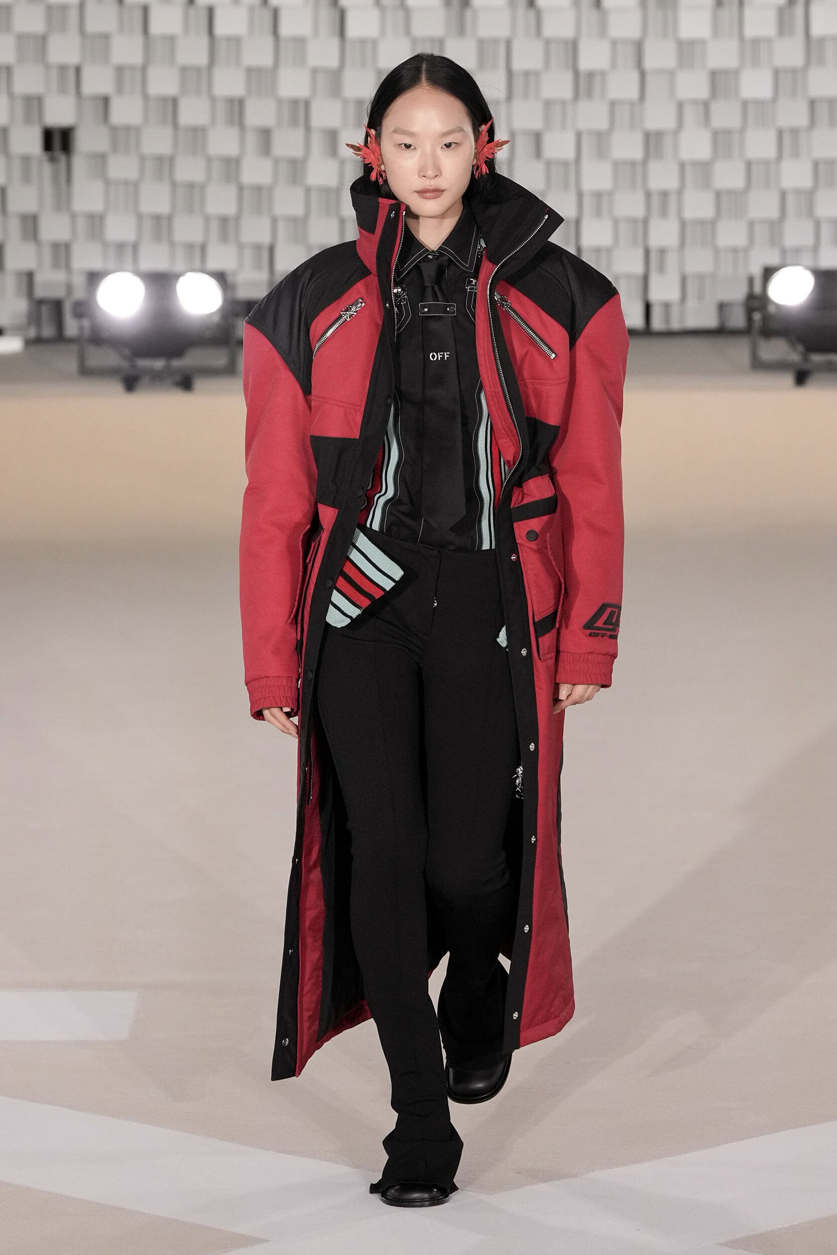 Off-white Fall 2025 Fashion Show