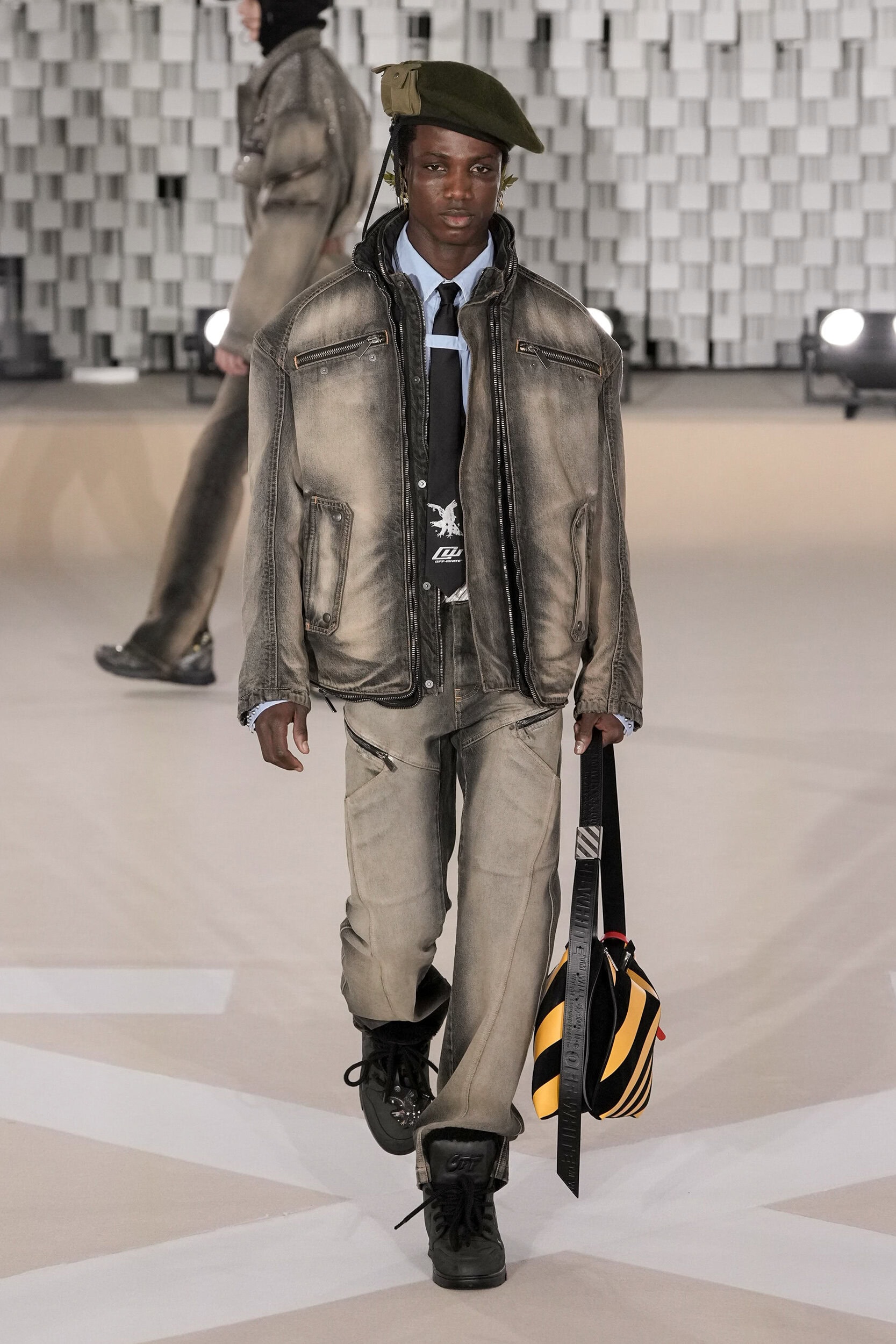 Off-white Fall 2025 Fashion Show