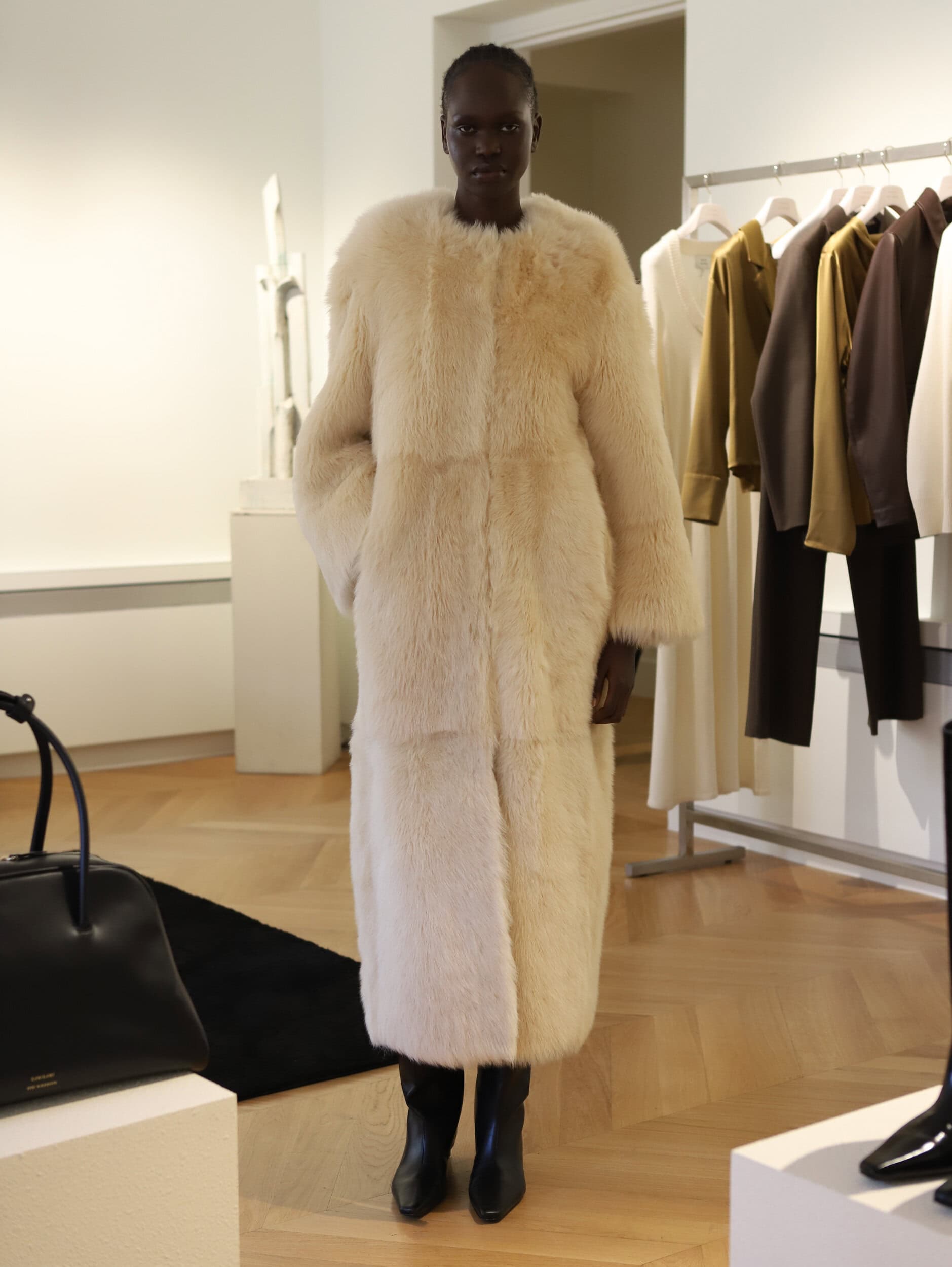 Loulou De Saison Fall 2025 Fashion Show