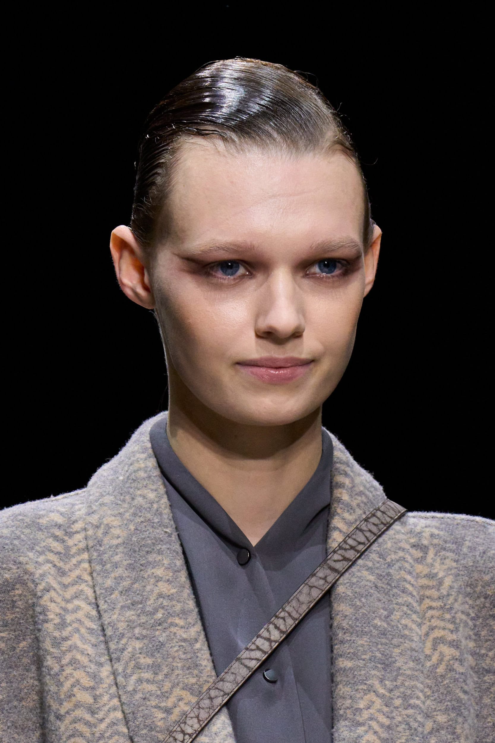 Giorgio Armani Fall 2025 Fashion Show Details