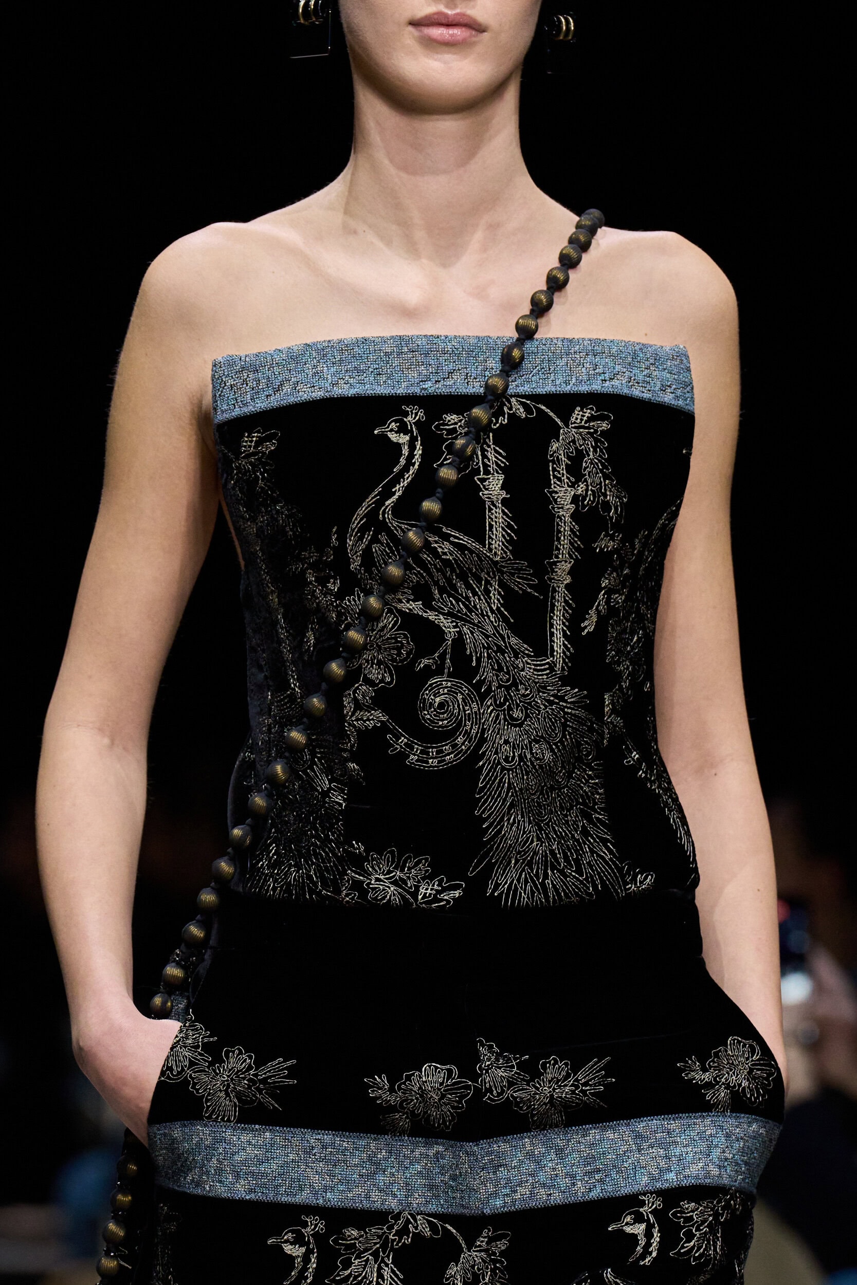 Giorgio Armani Fall 2025 Fashion Show Details