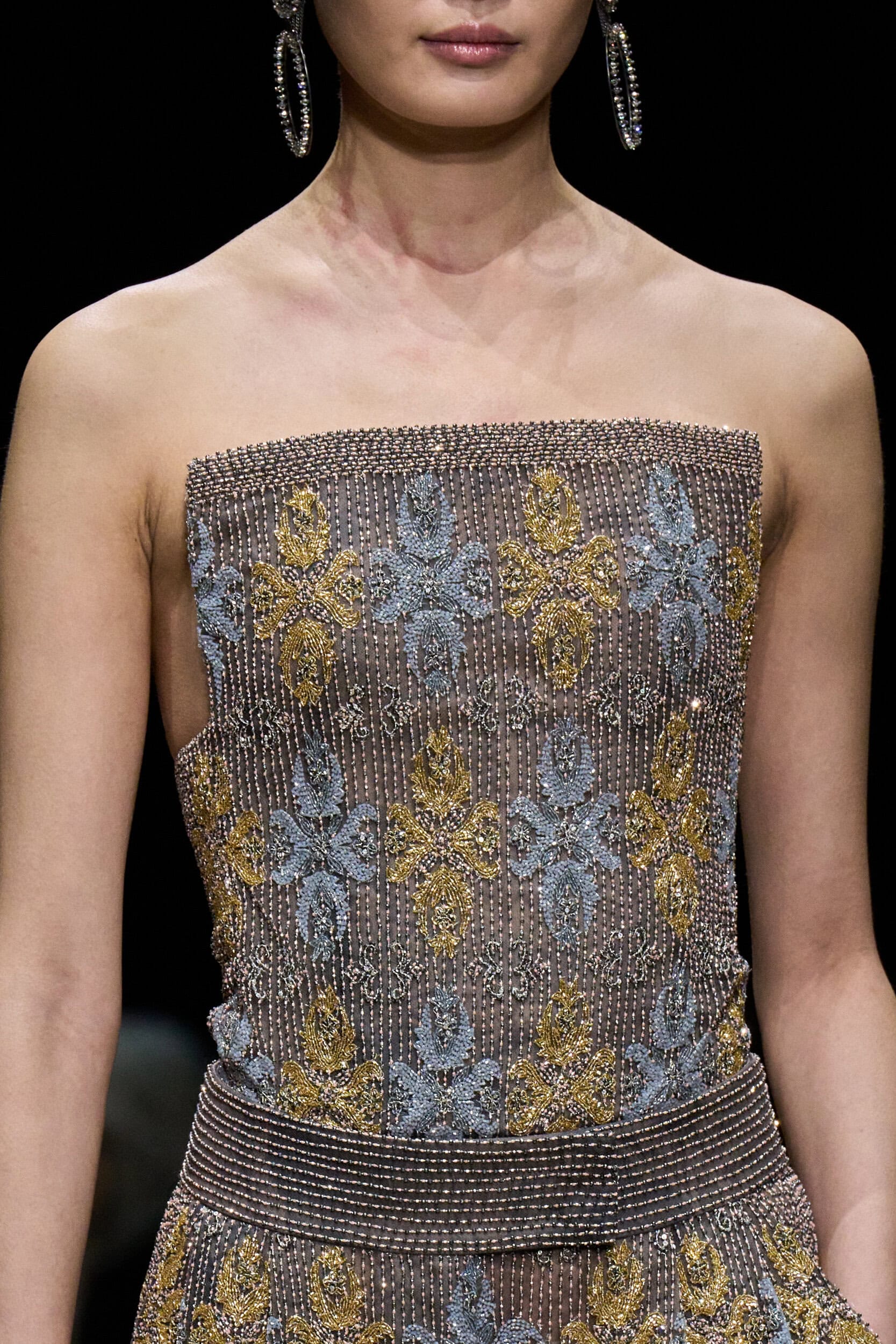 Giorgio Armani Fall 2025 Fashion Show Details