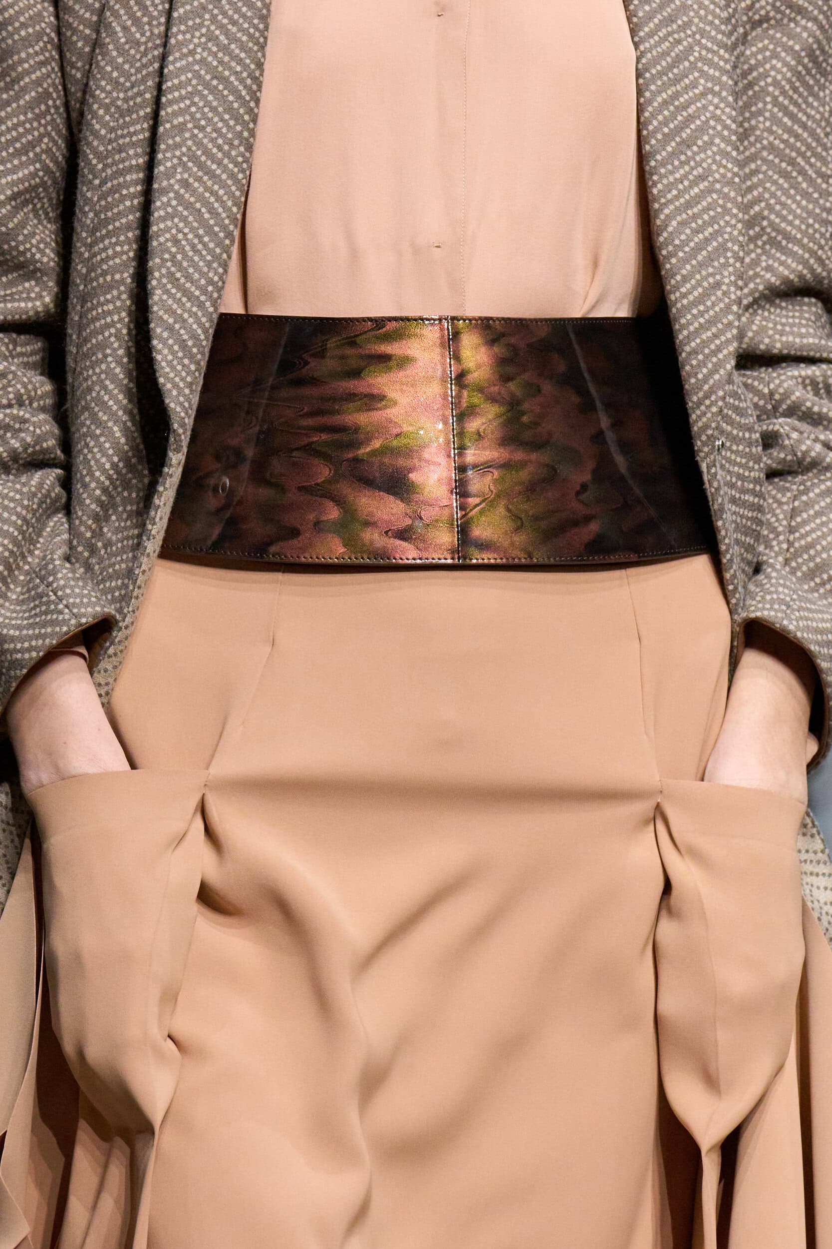 Giorgio Armani Fall 2025 Fashion Show Details