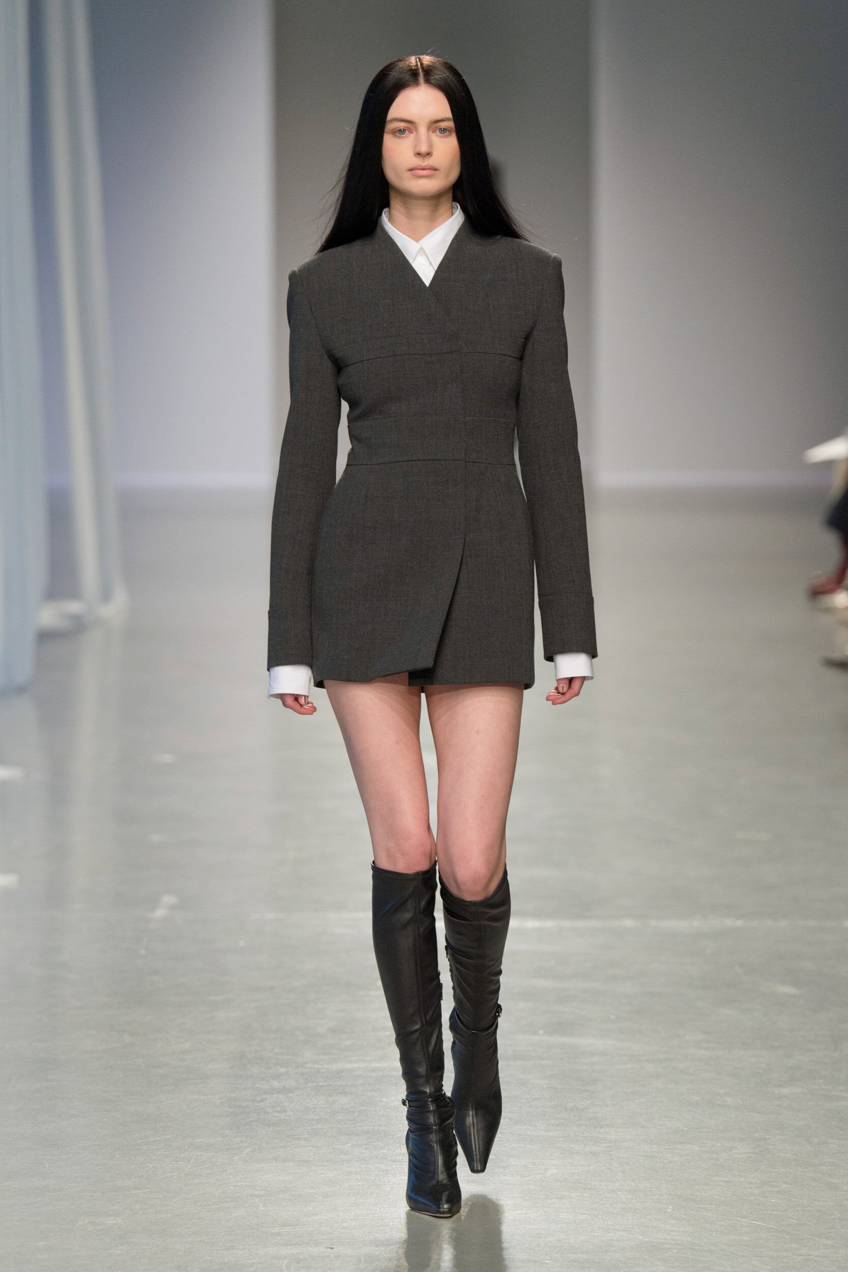 Kimhekim Fall 2025 Fashion Show