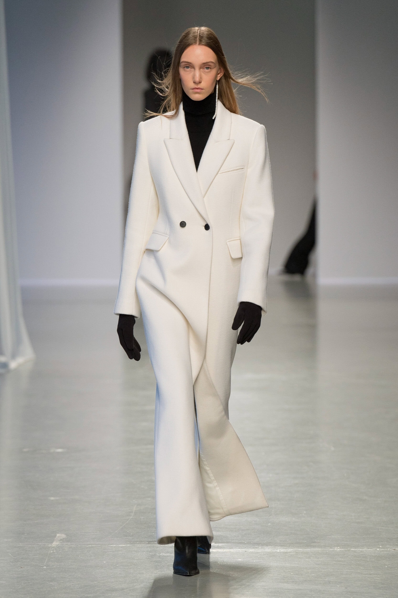 Kimhekim Fall 2025 Fashion Show