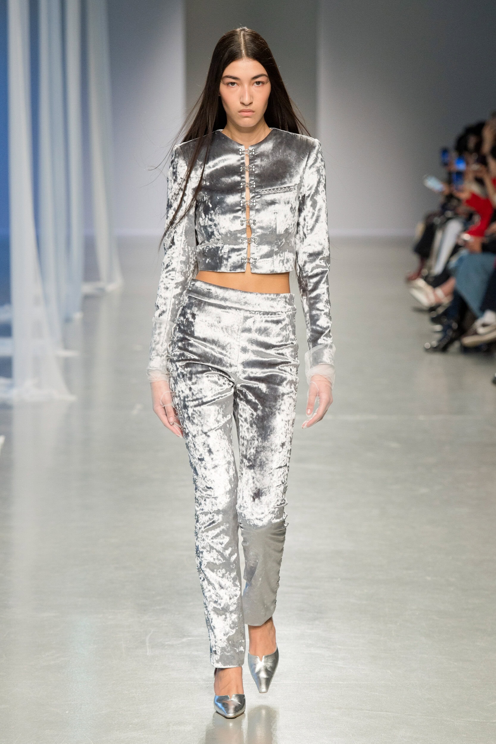 Kimhekim Fall 2025 Fashion Show