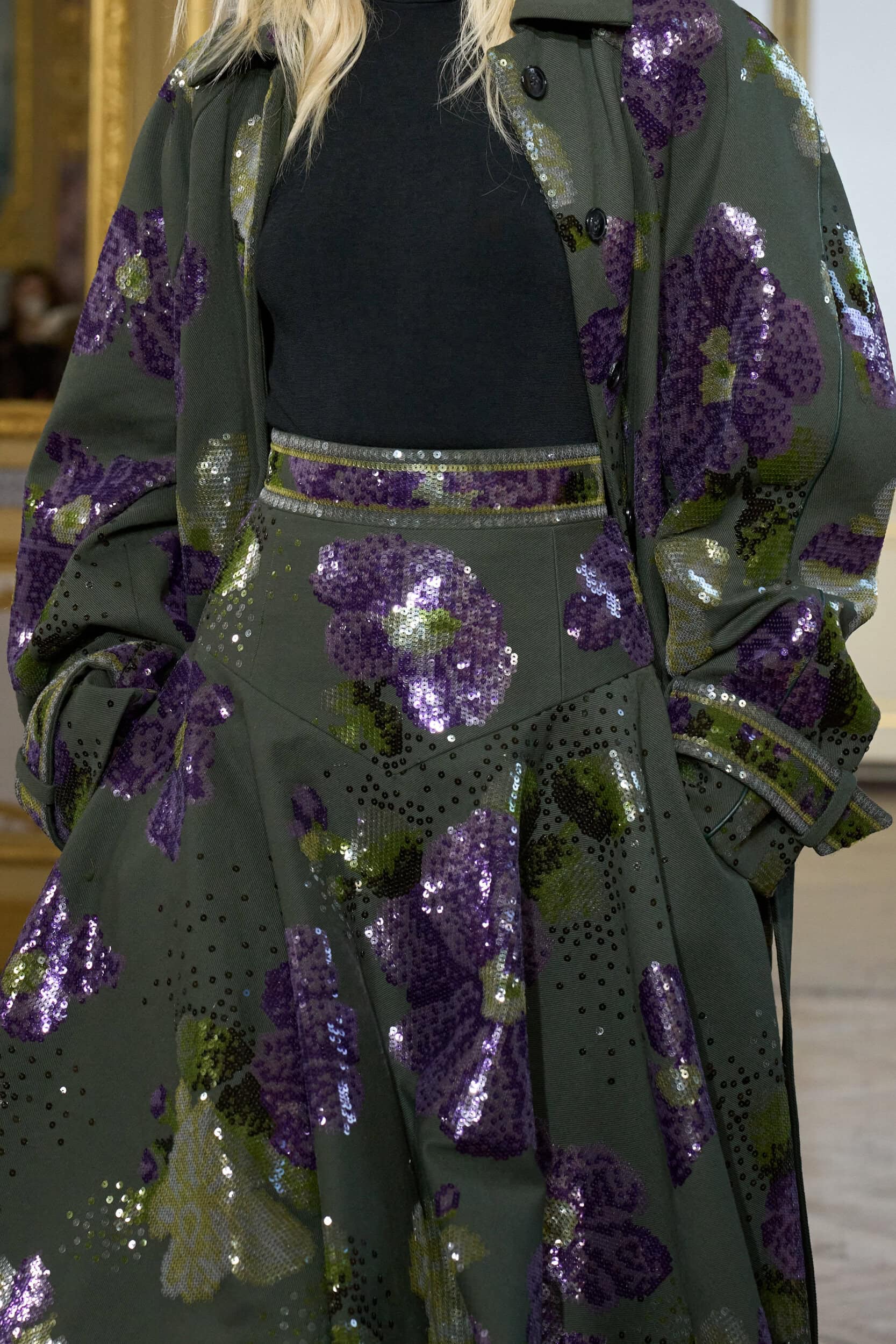 Leonard Paris Fall 2025 Fashion Show Details