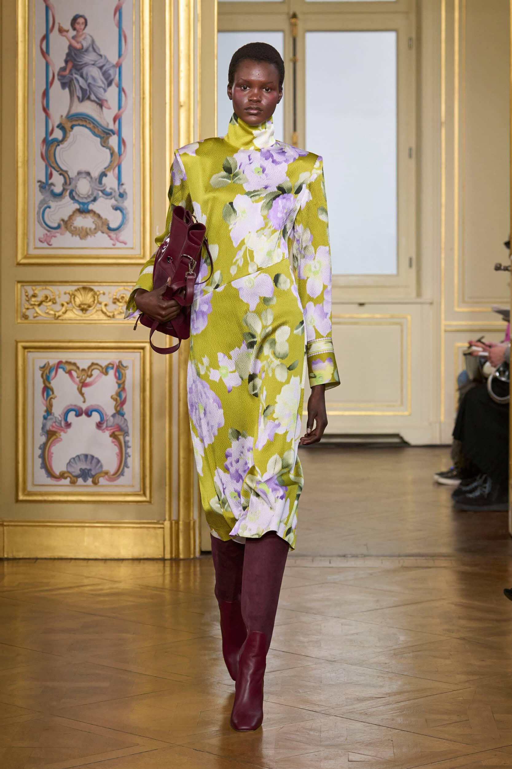 Leonard Paris Fall 2025 Fashion Show