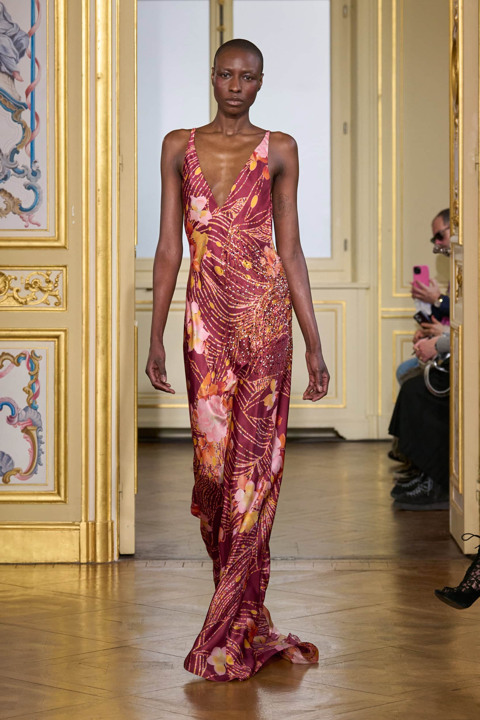 Leonard Paris Fall 2025 Fashion Show