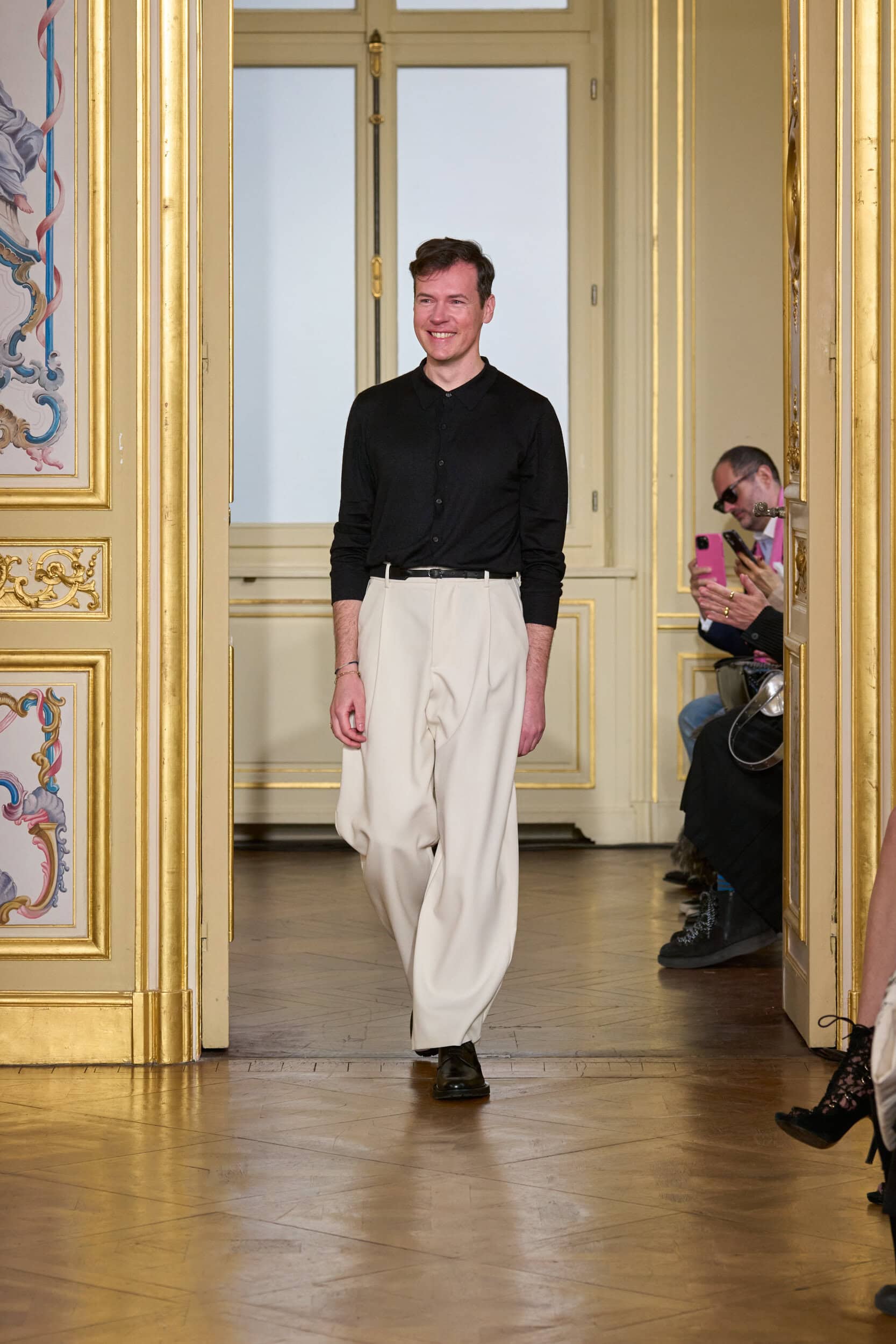 Leonard Paris Fall 2025 Fashion Show
