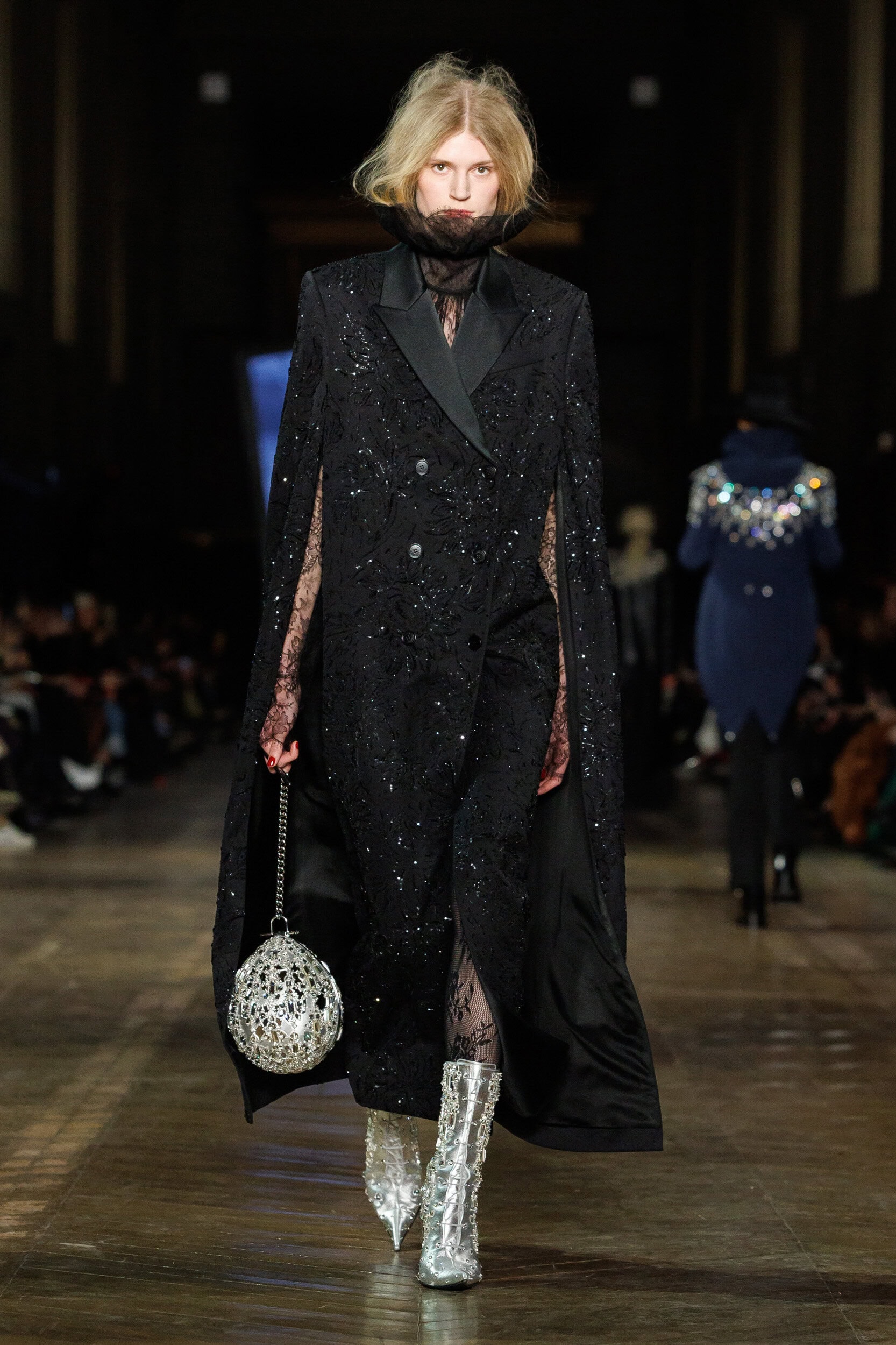 Alexander Mcqueen Fall 2025 Fashion Show