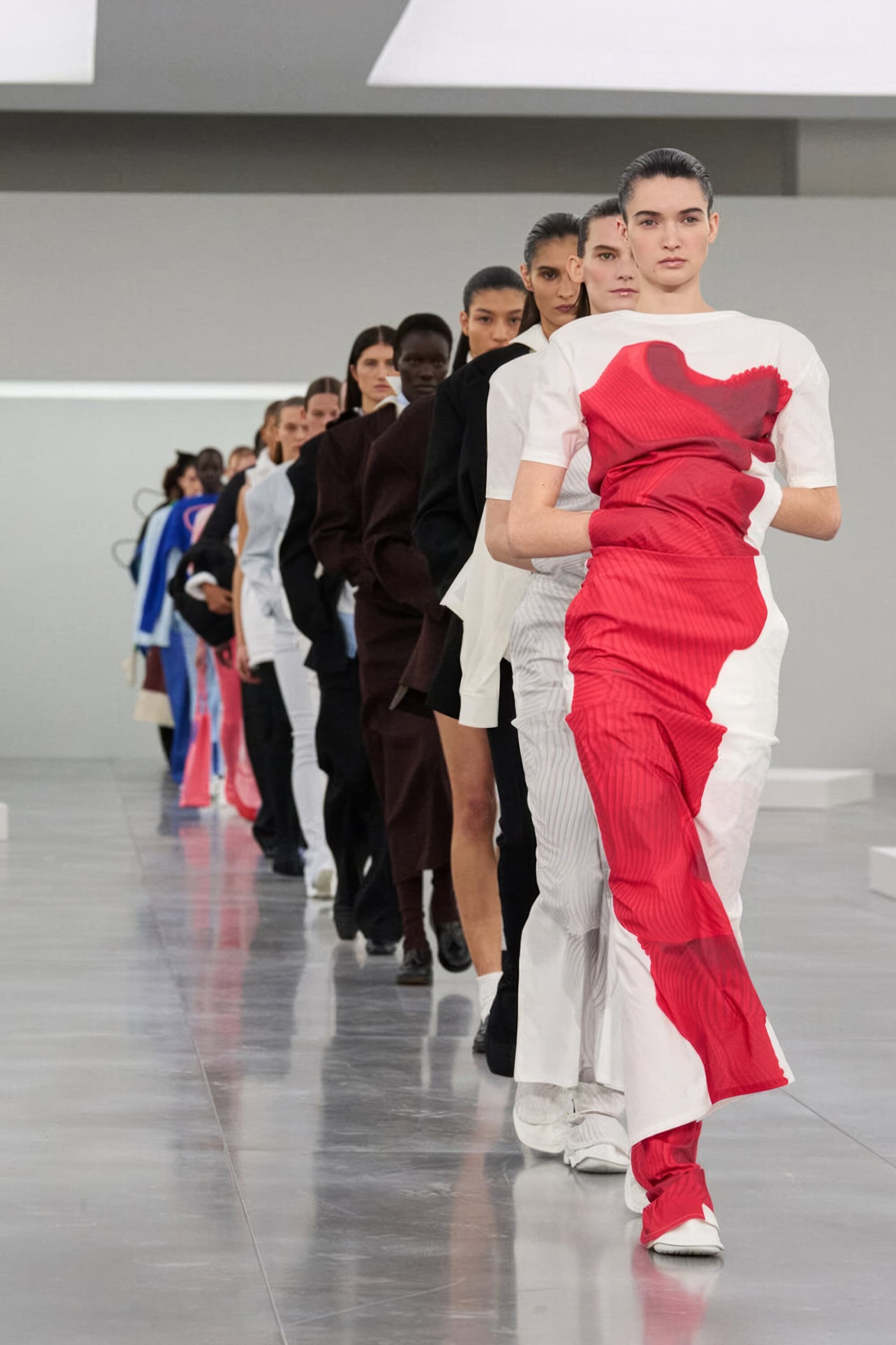 Issey Miyake Fall 2025 Fashion Show Review