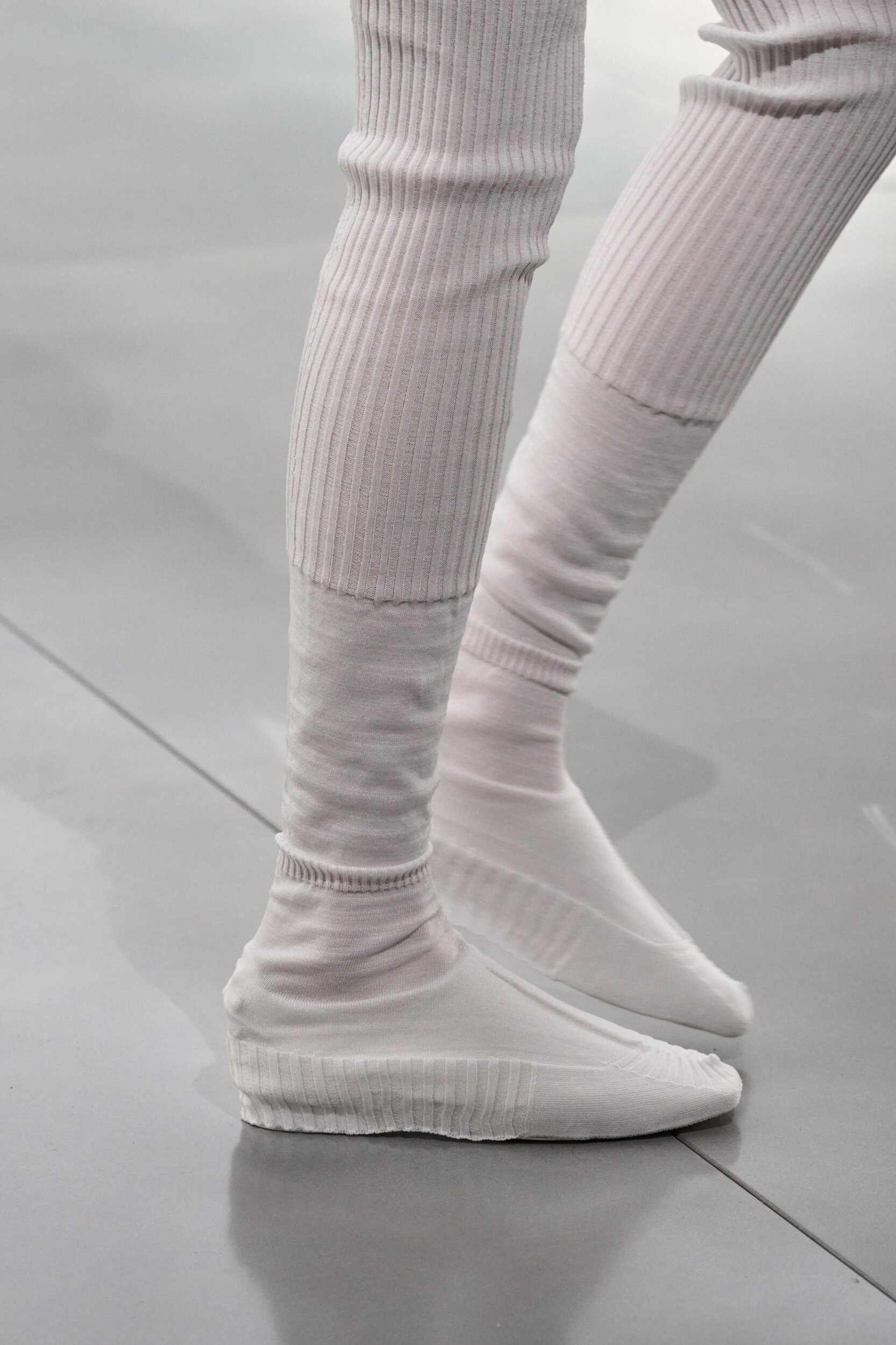 Issey Miyake Fall 2025 Fashion Show Details