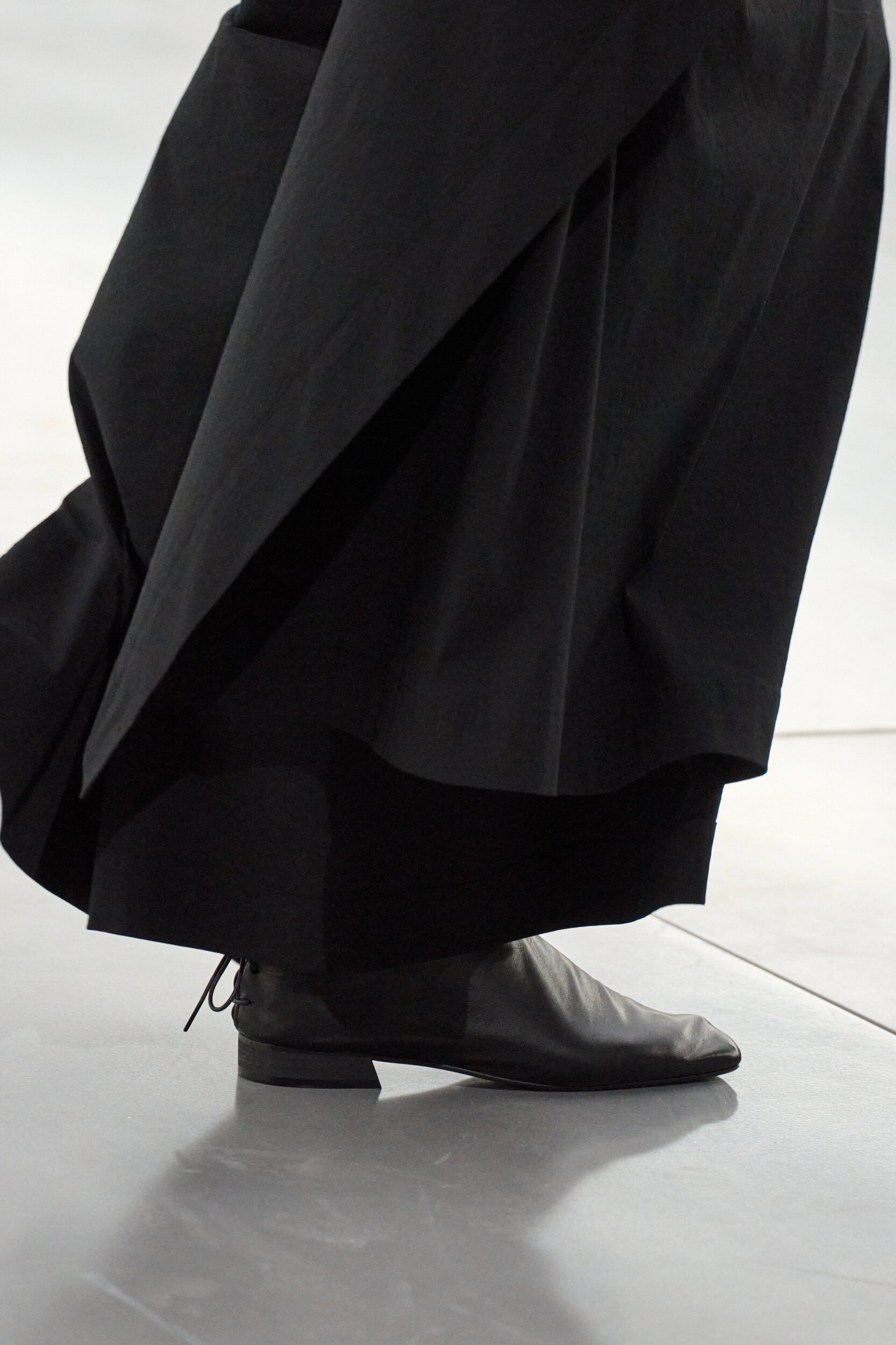 Issey Miyake Fall 2025 Fashion Show Details