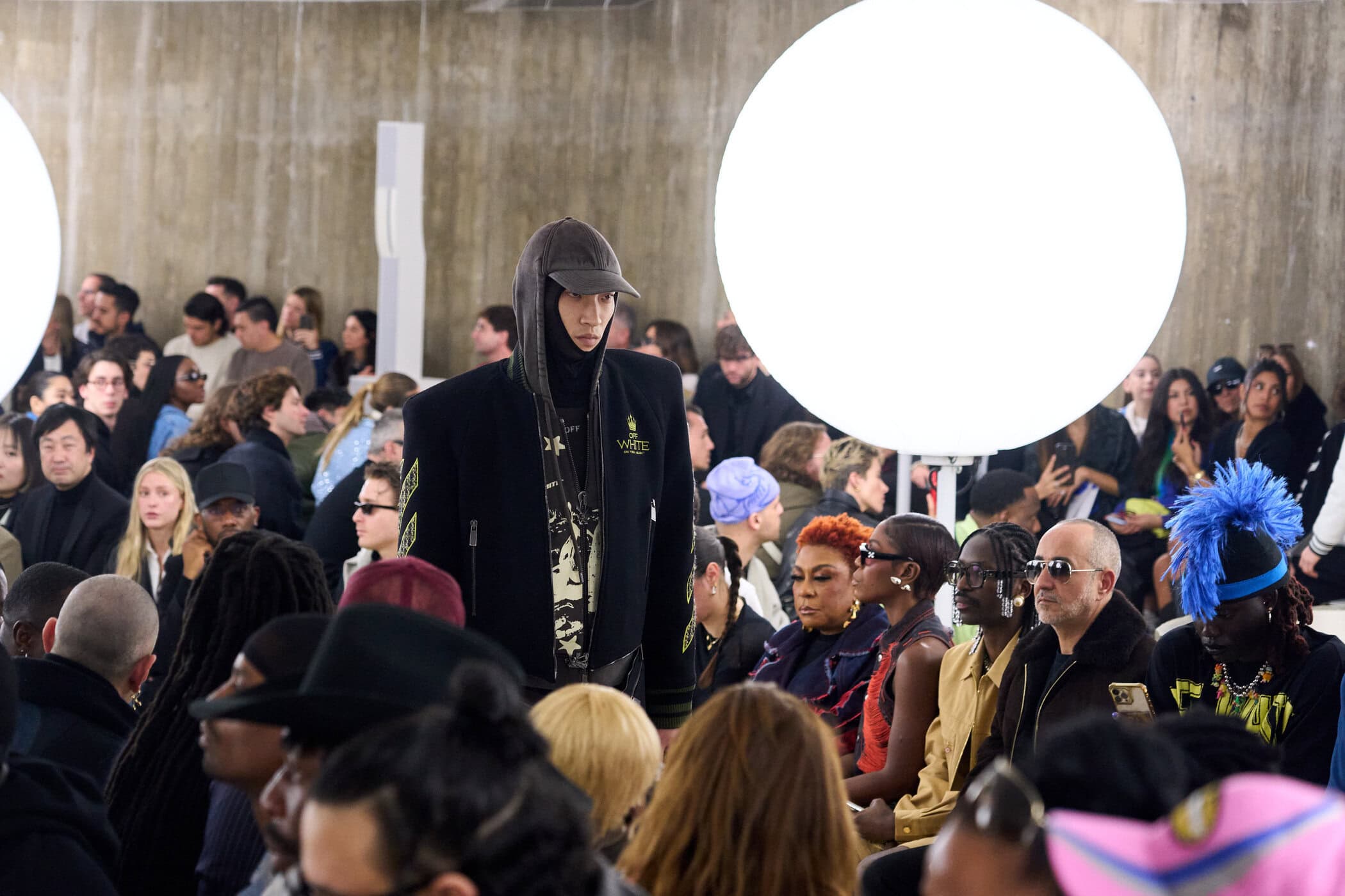 Off-white Fall 2025 Fashion Show Atmosphere