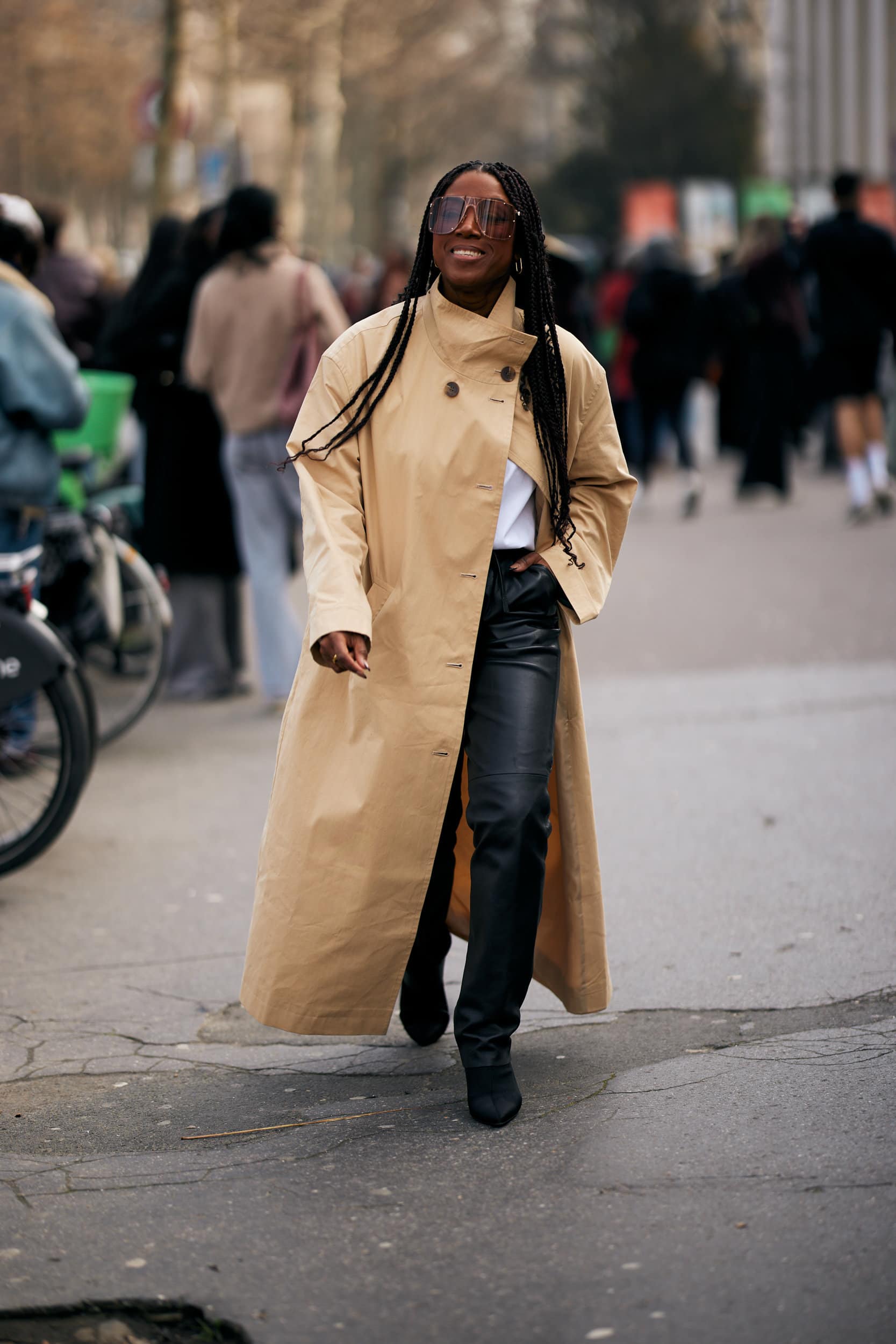 Paris Fall 2025 Street Style Day 2