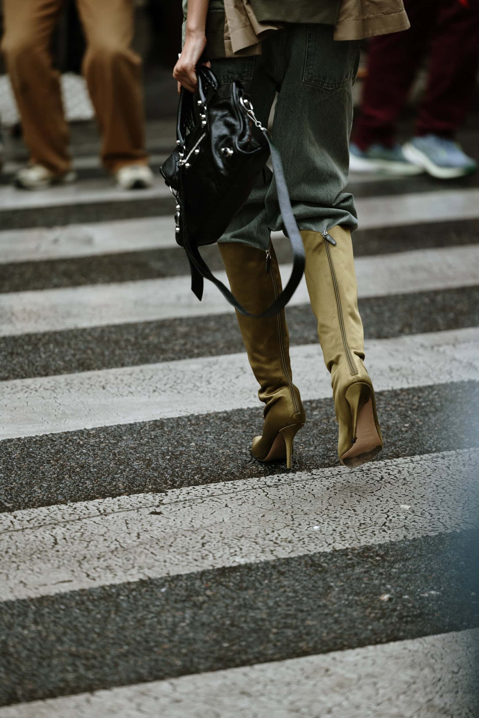 Paris Fall 2025 Street Style Day 8