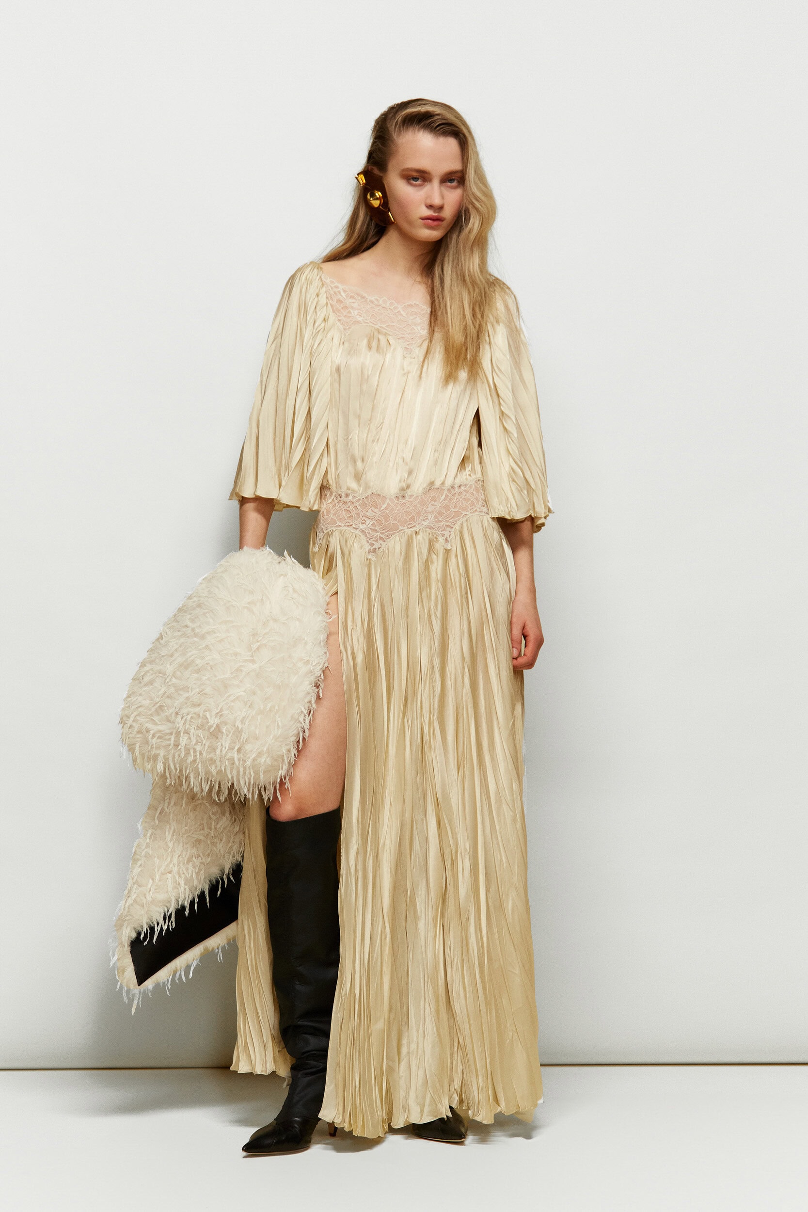 Rochas Fall 2025 Fashion Show