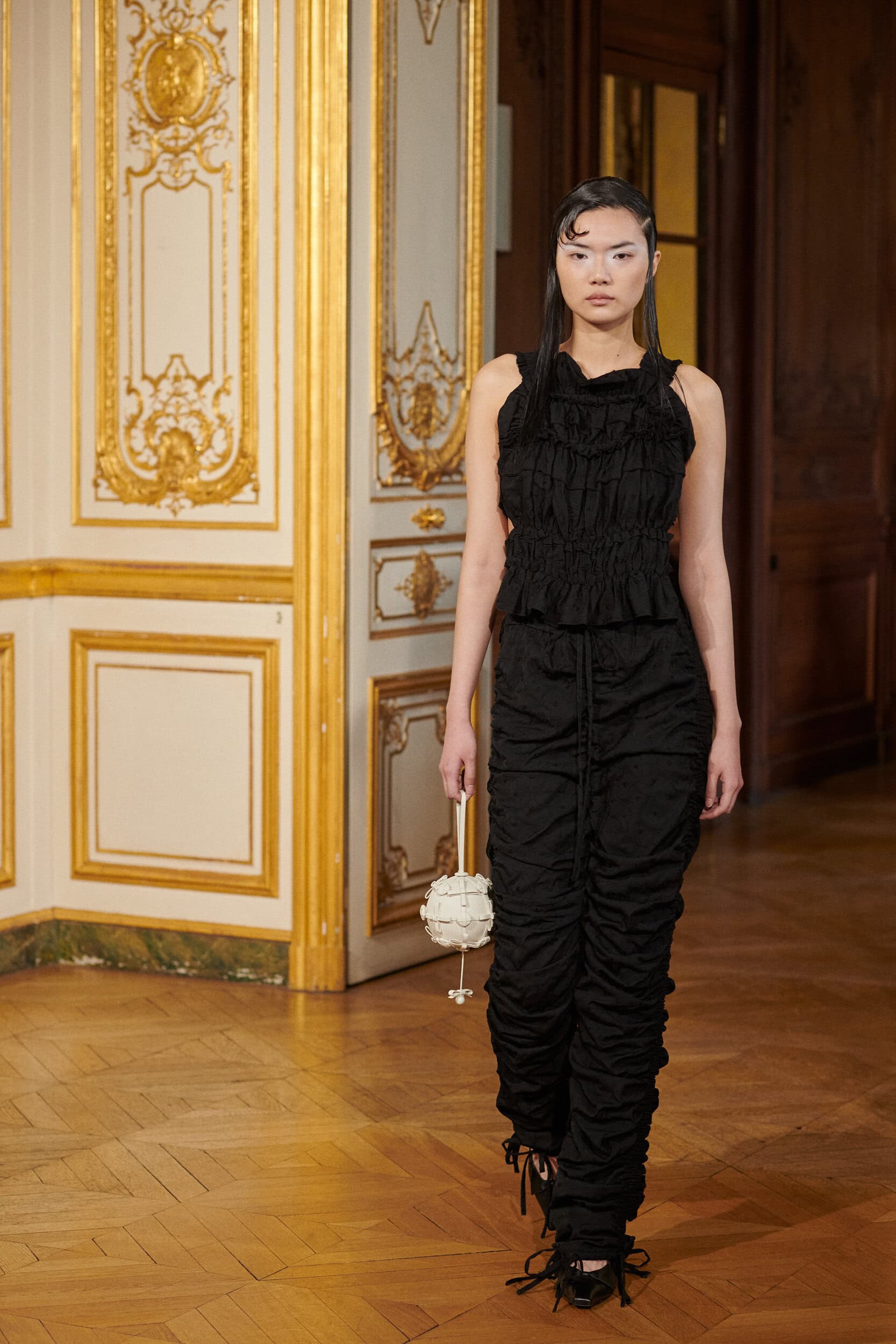 Roisin Pierce Fall 2025 Fashion Show