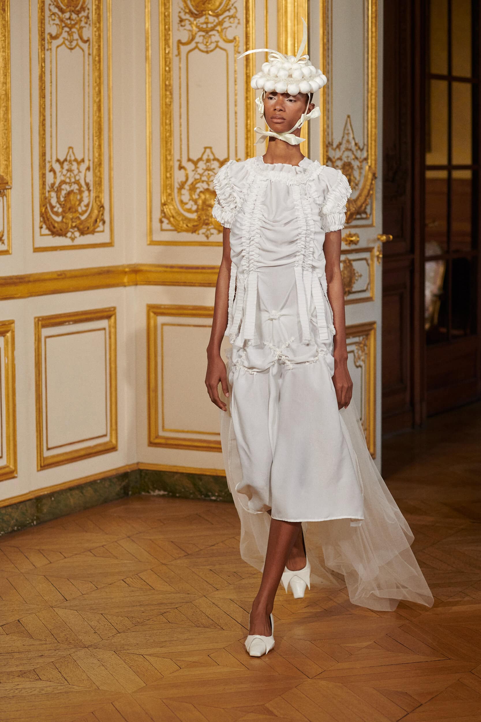 Roisin Pierce Fall 2025 Fashion Show