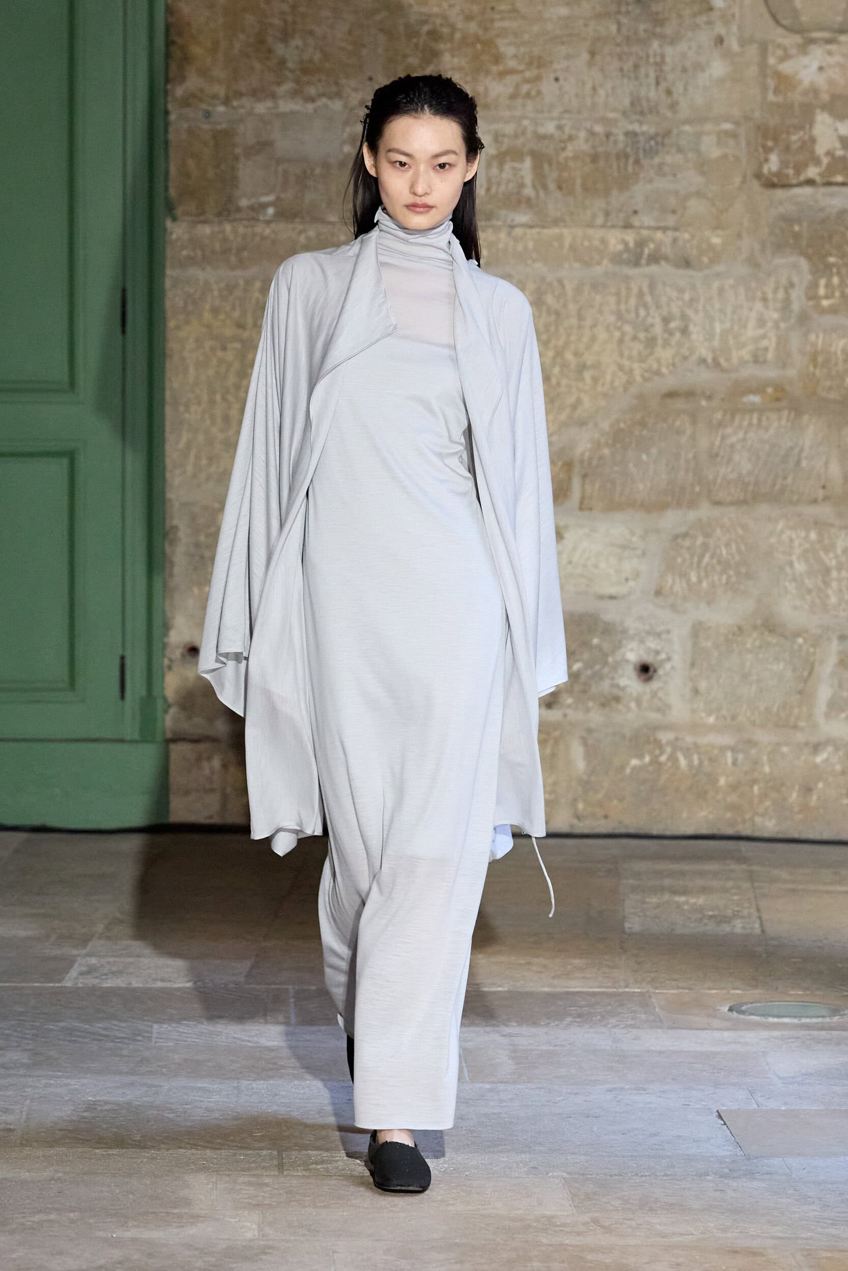Ruohan Fall 2025 Fashion Show