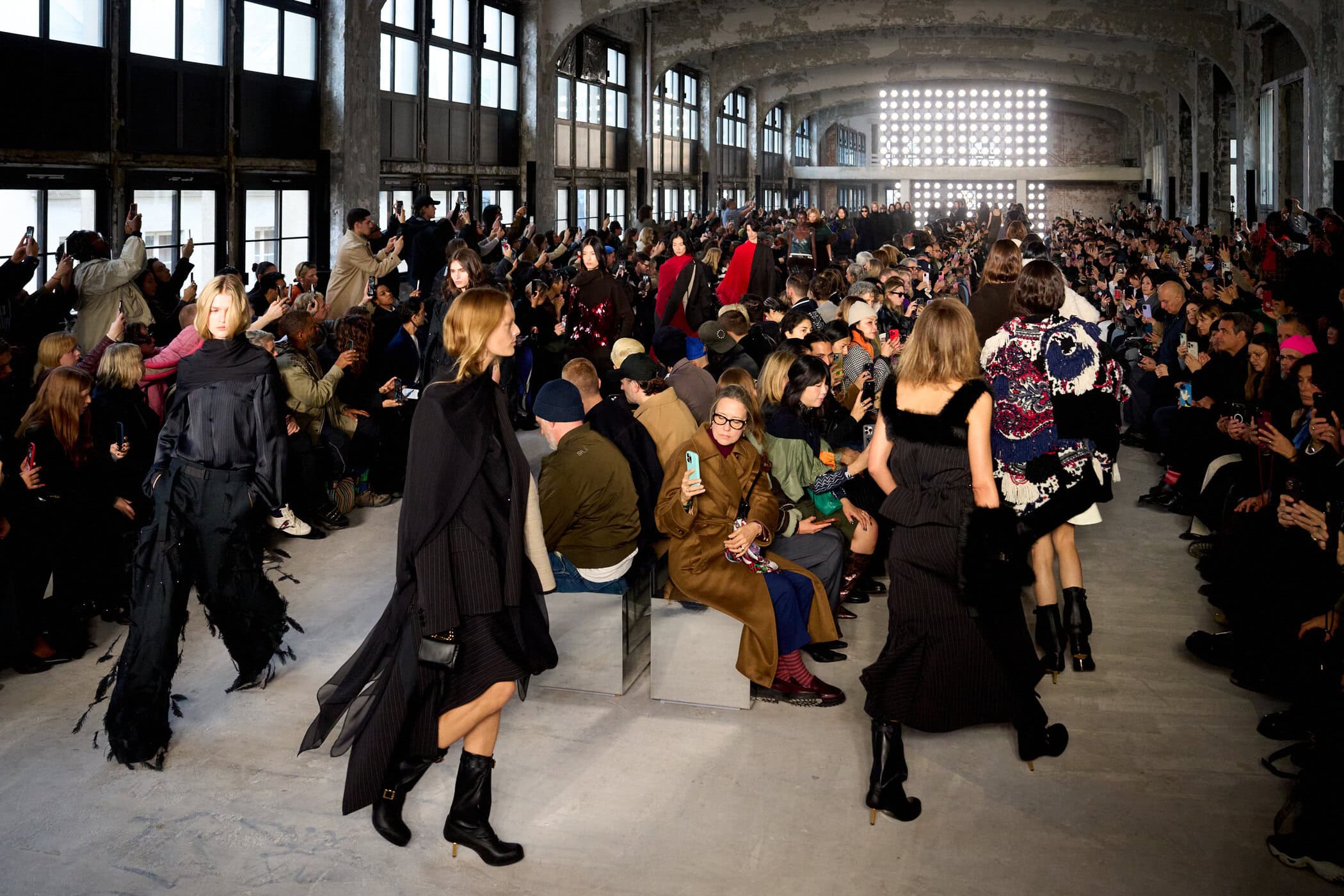 Sacai Fall 2025 Fashion Show Atmosphere