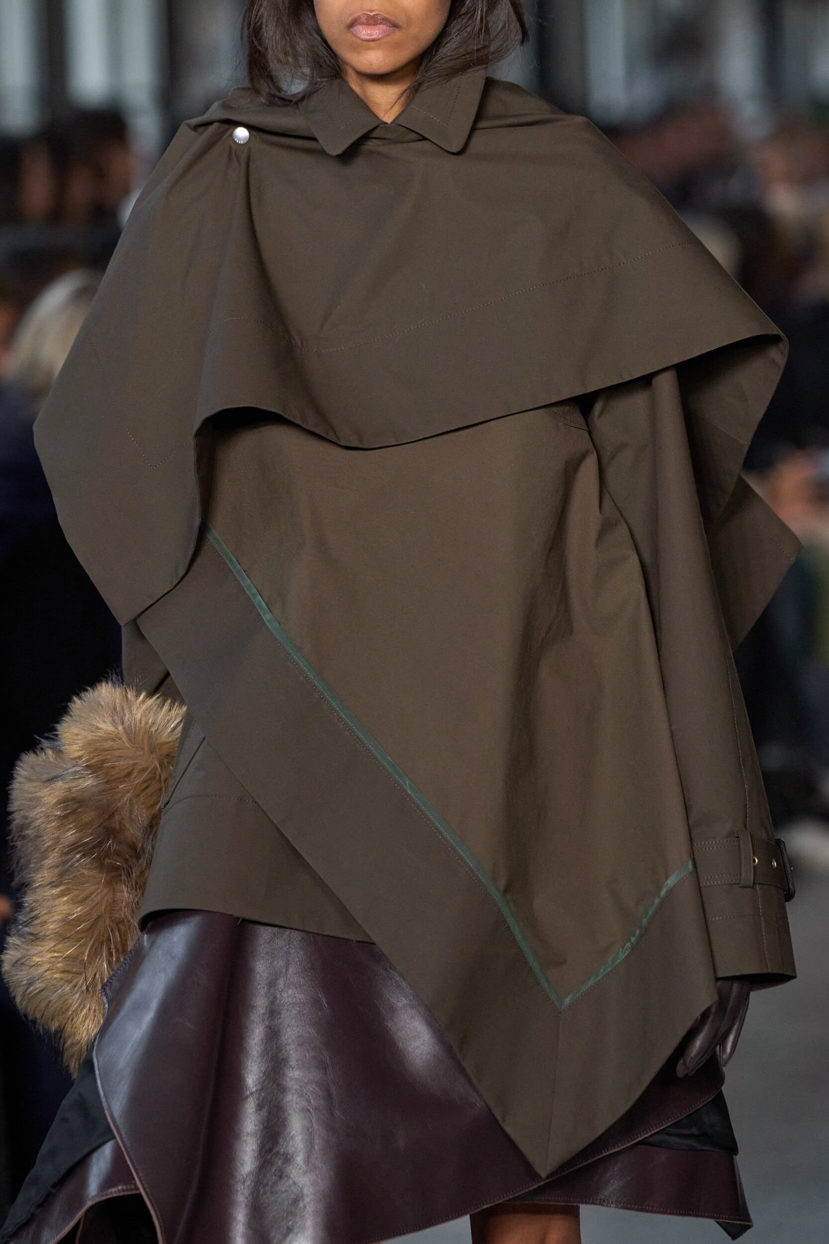 Sacai Fall 2025 Fashion Show Details