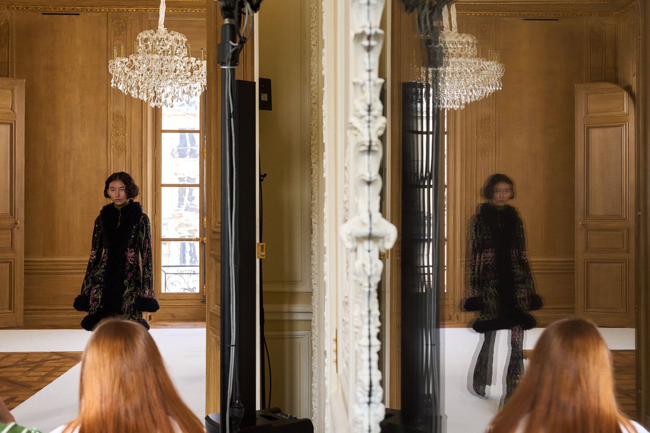 Giambattista Valli Fall 2025 Fashion Show Atmosphere