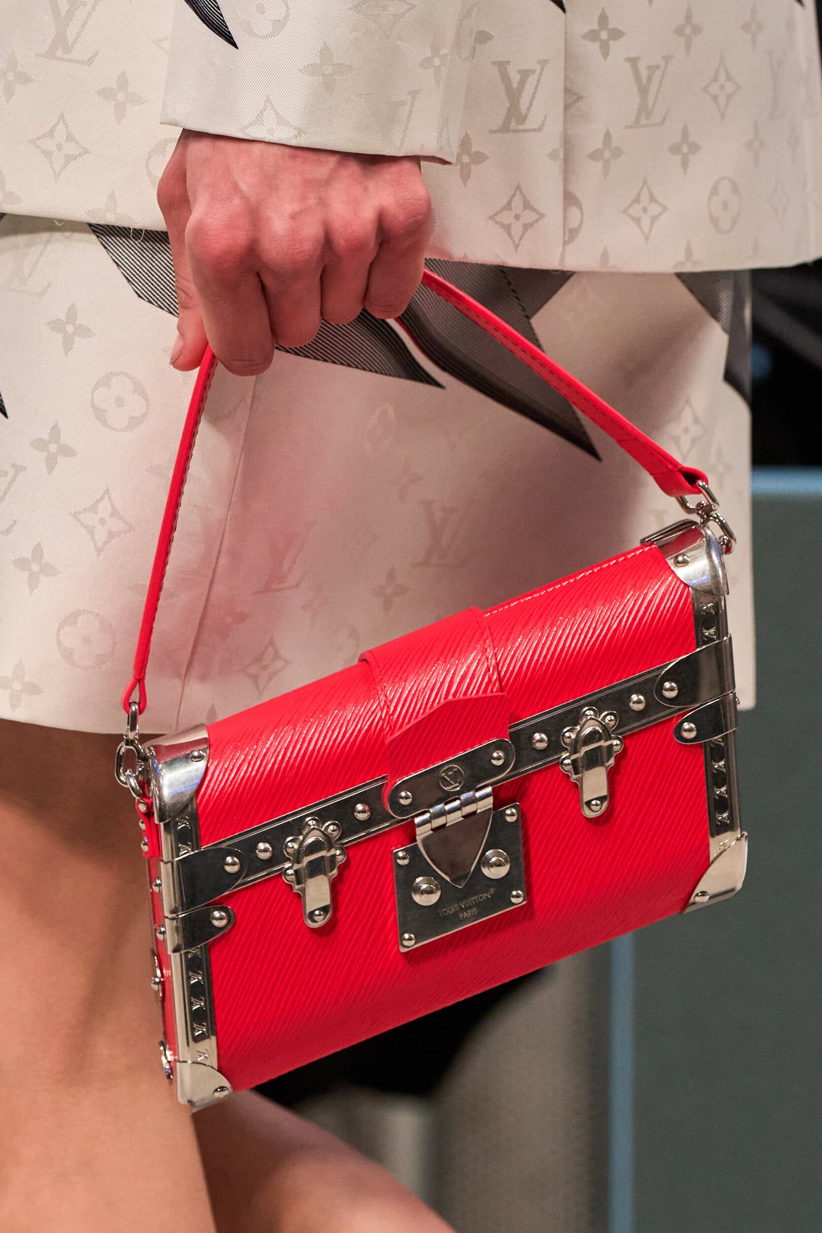 Louis Vuitton Fall 2025 Fashion Show Details