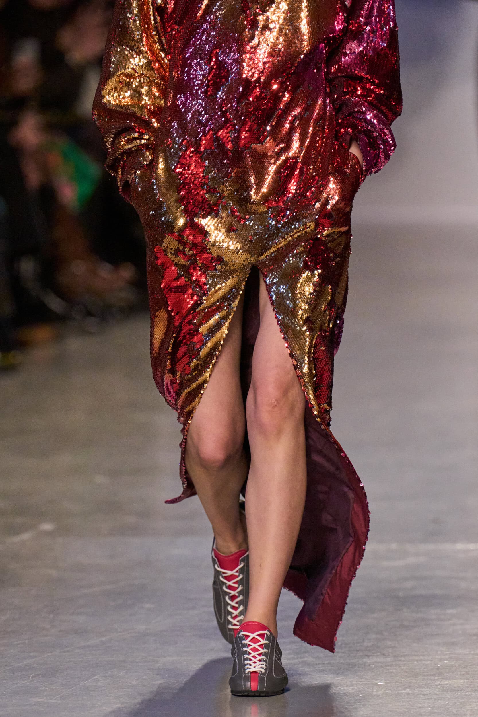 Zomer Fall 2025 Fashion Show Details