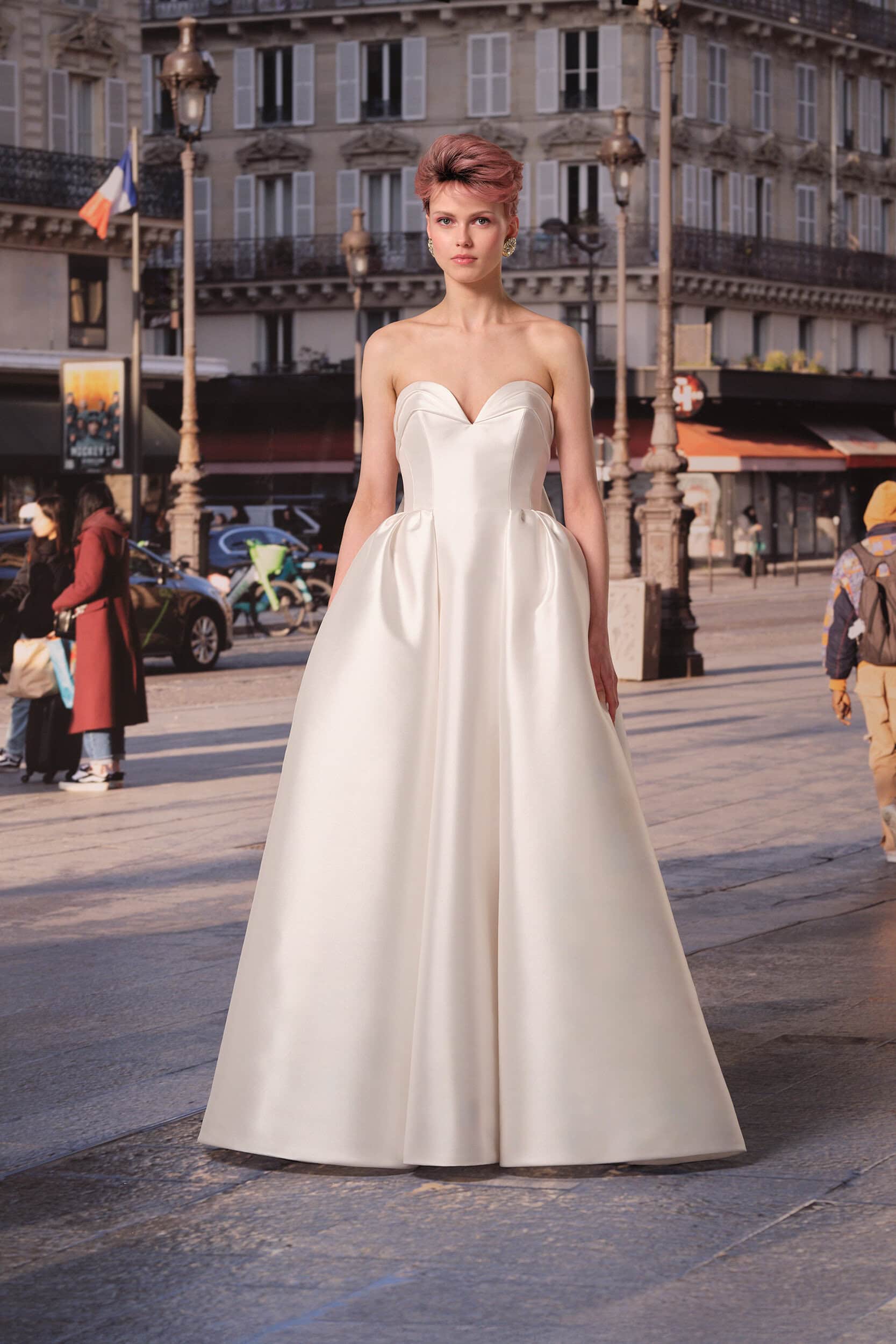 Viktor & Rolf  Bridal 2026 Fashion Show 