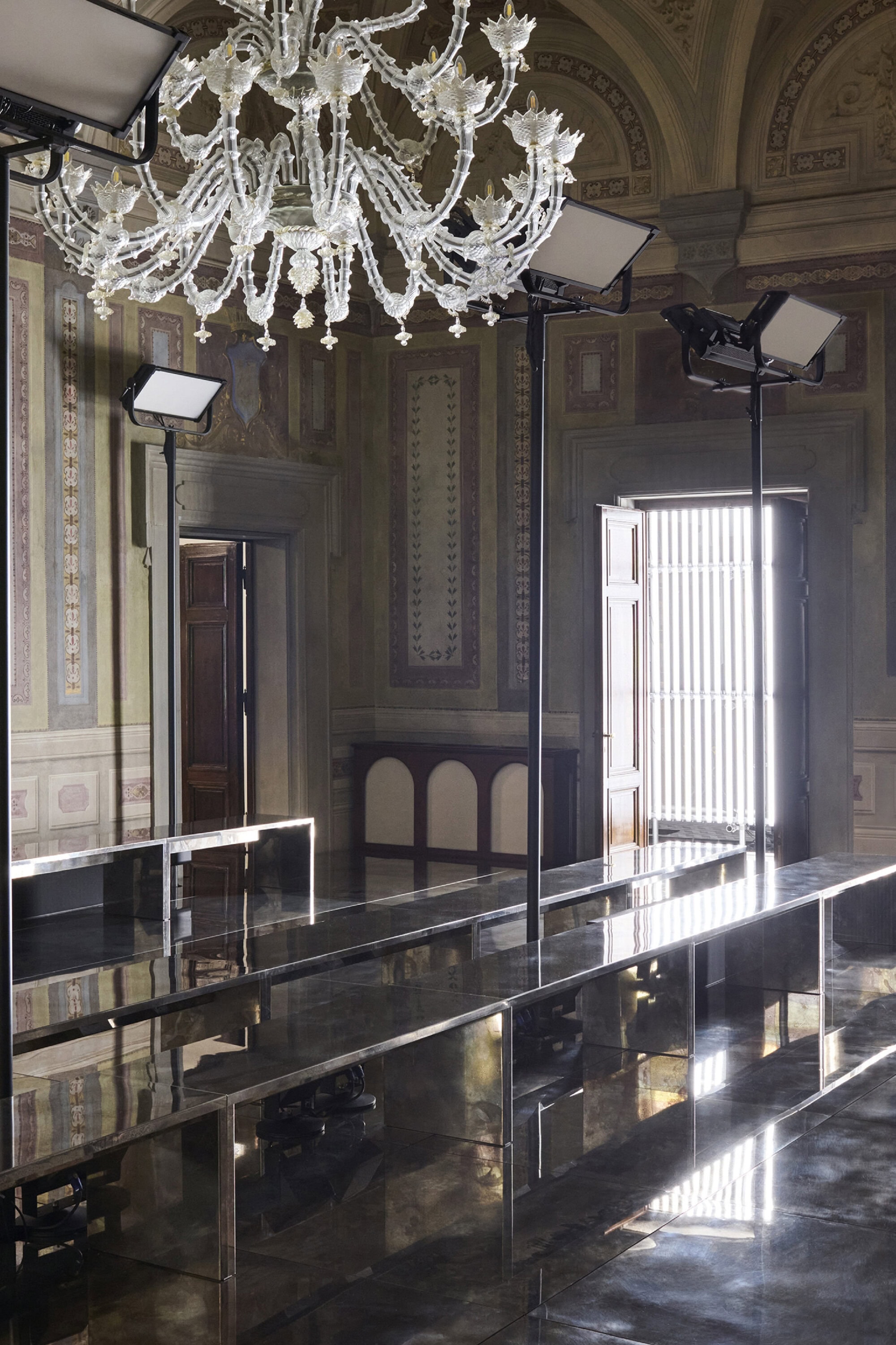 Gucci Cruise 2026 Fashion Show Staging