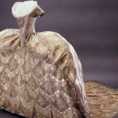 Manolo Blahnik Sponsors V&A’s ‘Marie Antoinette Style’ Exhibition
