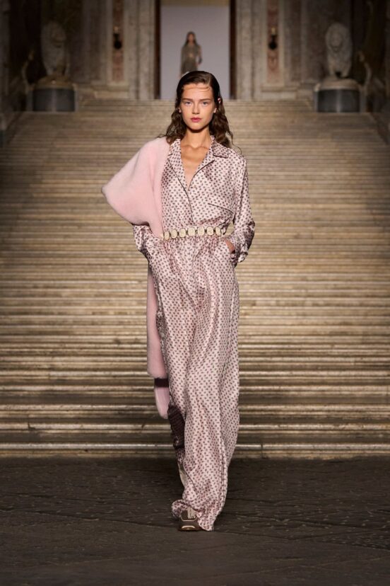 Max Mara‘s Resort 2026 fashion show from Reggia di Caserta, Naples Review