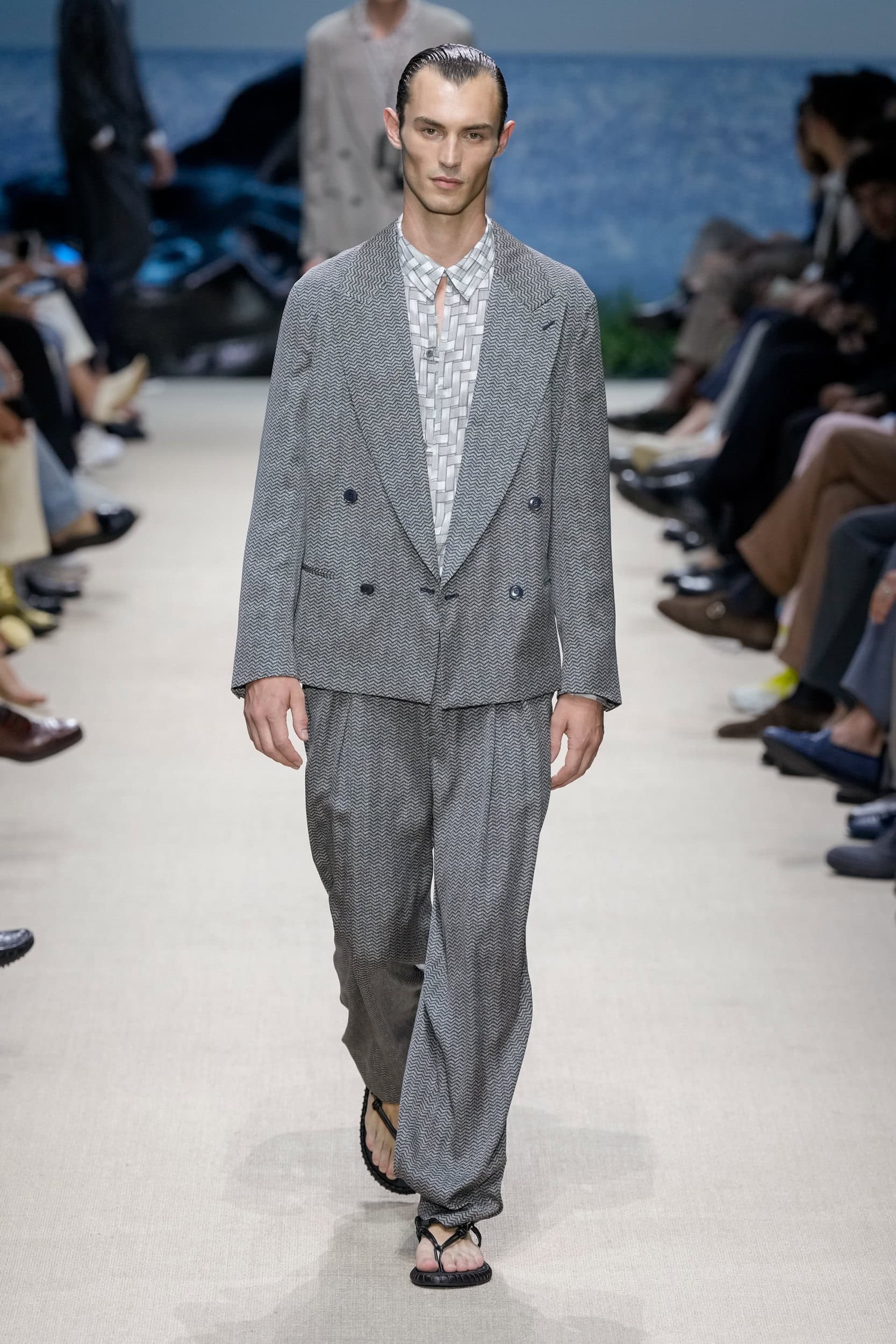 Giorgio Armani Spring 2026 Men's Fashion Show