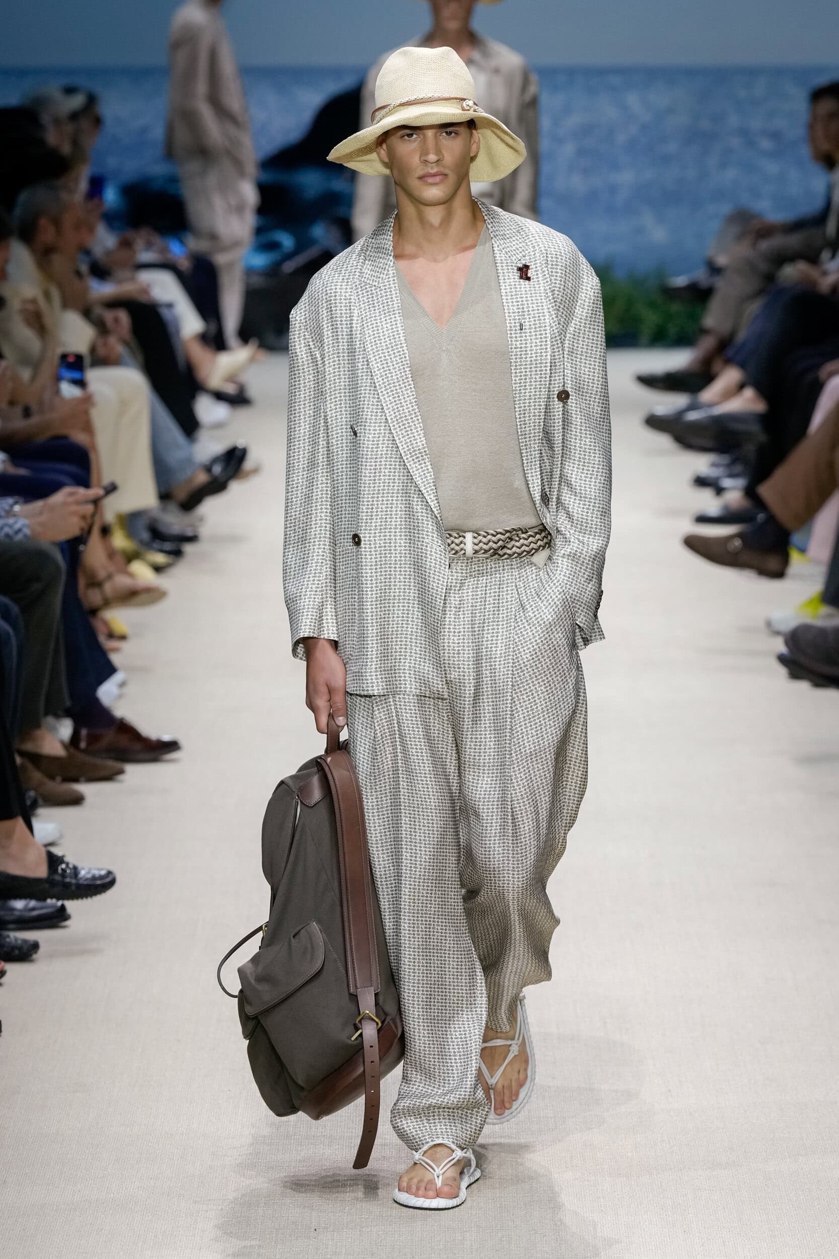 Giorgio Armani Spring 2026 Men's Fashion Show