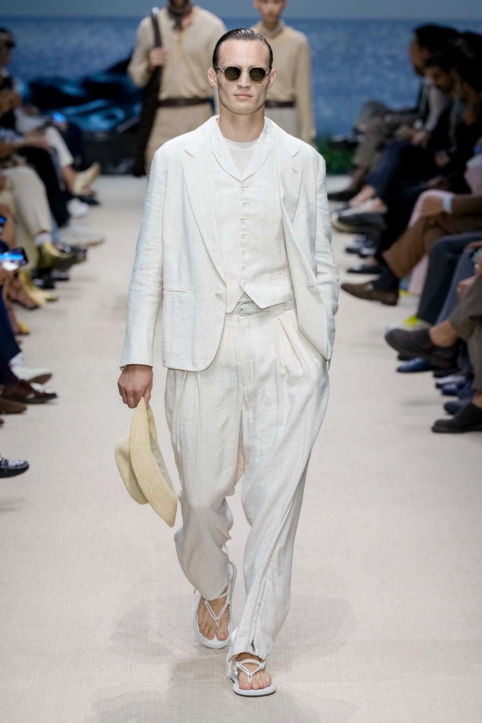 Giorgio Armani Spring 2026 Men's Fashion Show