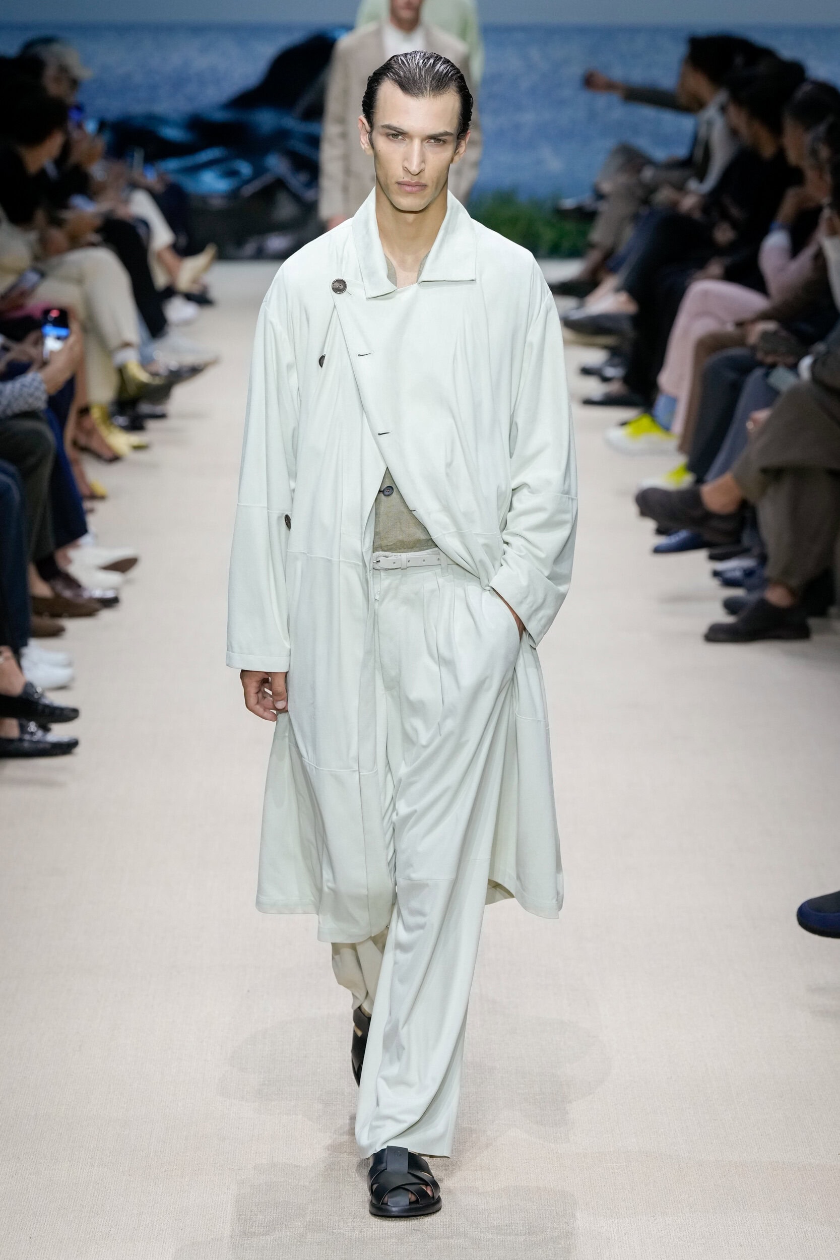 Giorgio Armani Spring 2026 Men's Fashion Show