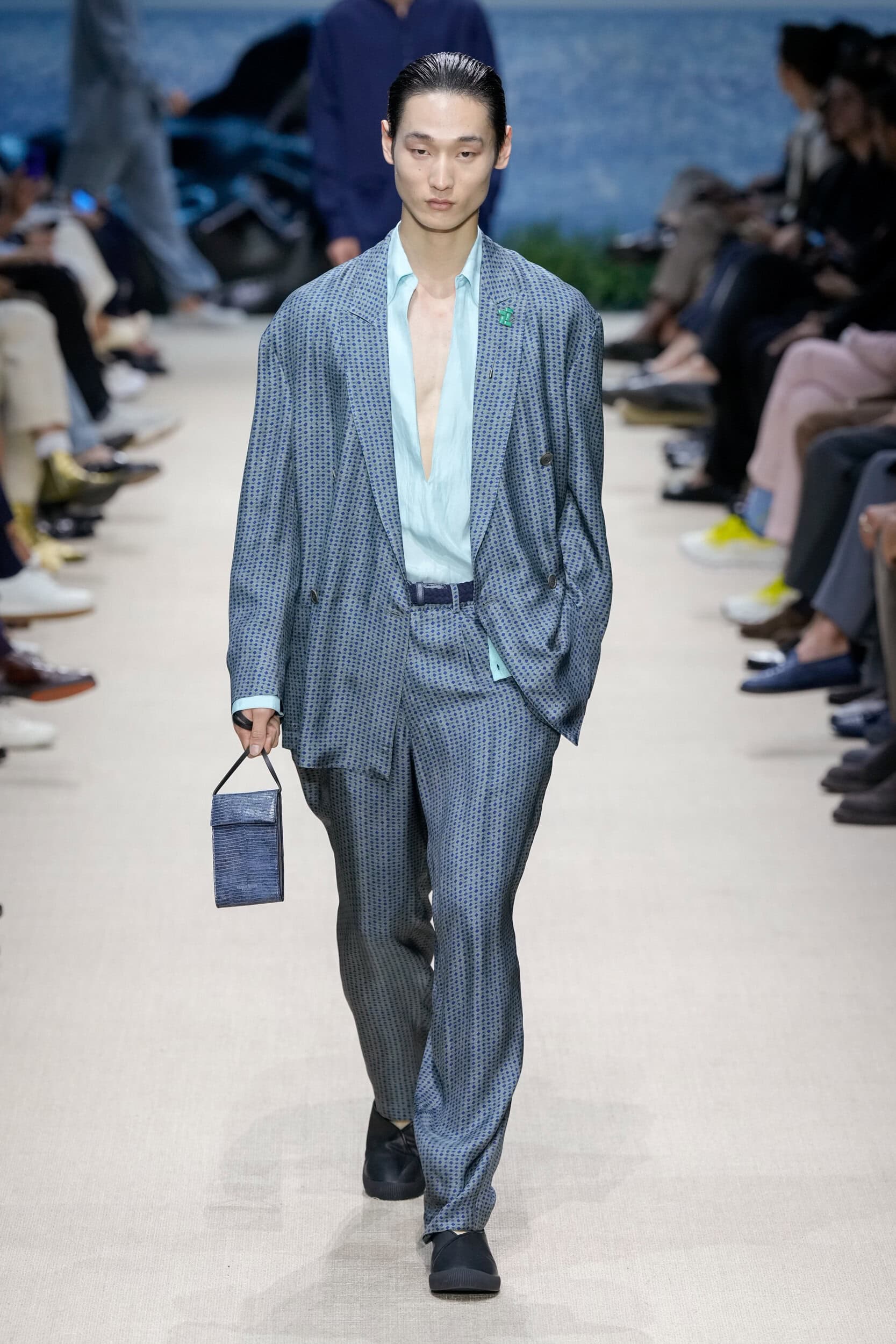 Giorgio Armani Spring 2026 Men's Fashion Show
