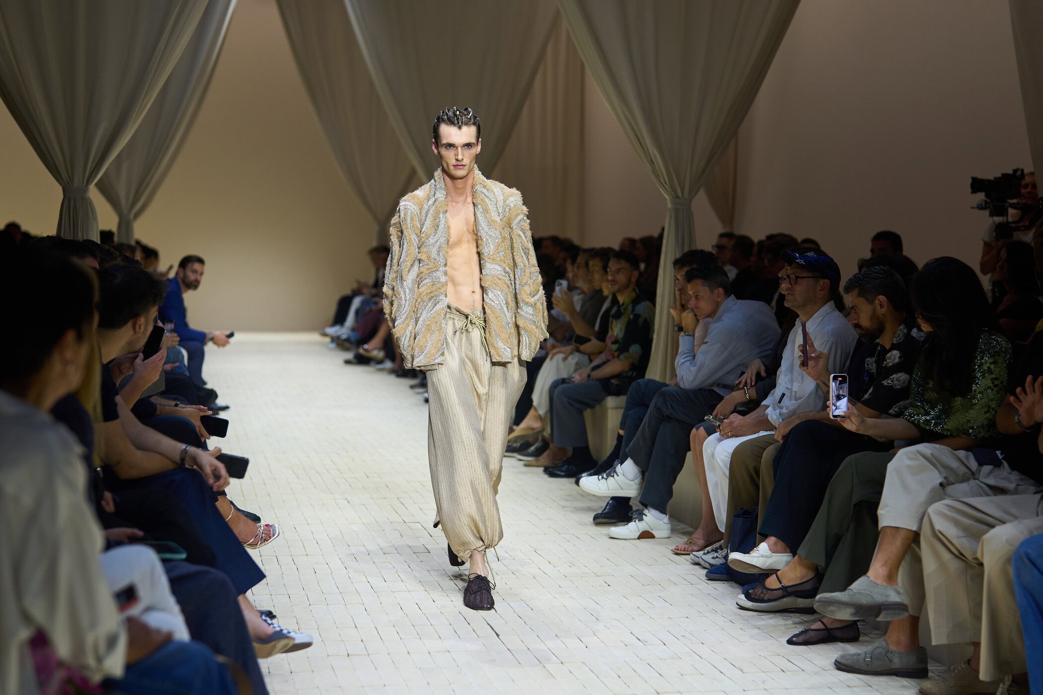 Emporio Armani Spring 2026 Men's Fashion Show Atmosphere