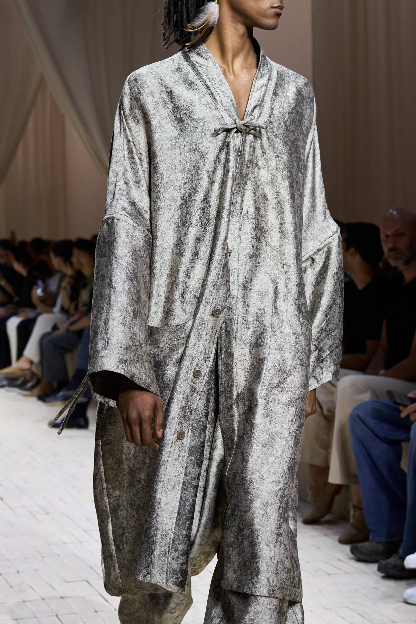 Emporio Armani Spring 2026 Men's Fashion Show Details