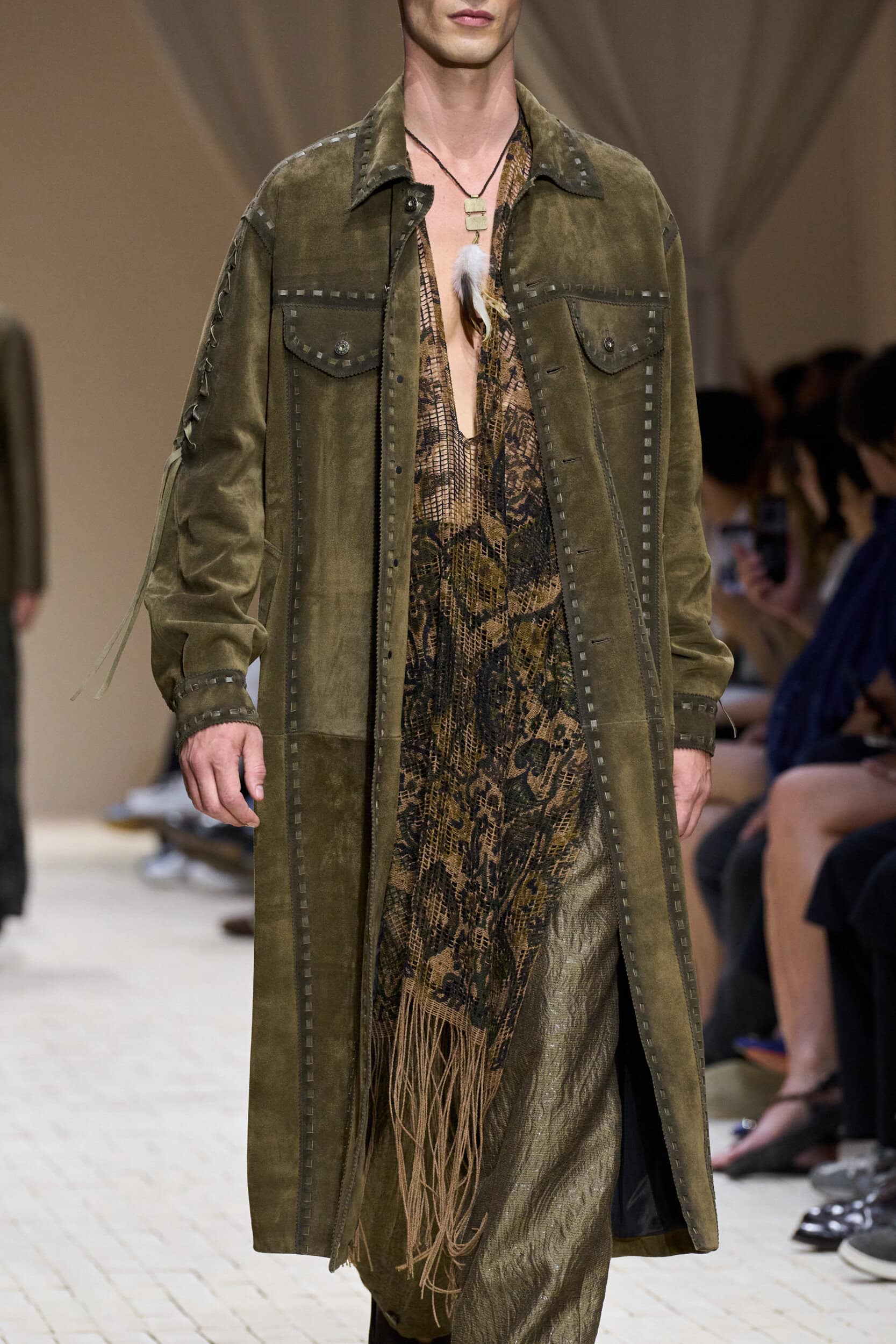 Emporio Armani Spring 2026 Men's Fashion Show Details