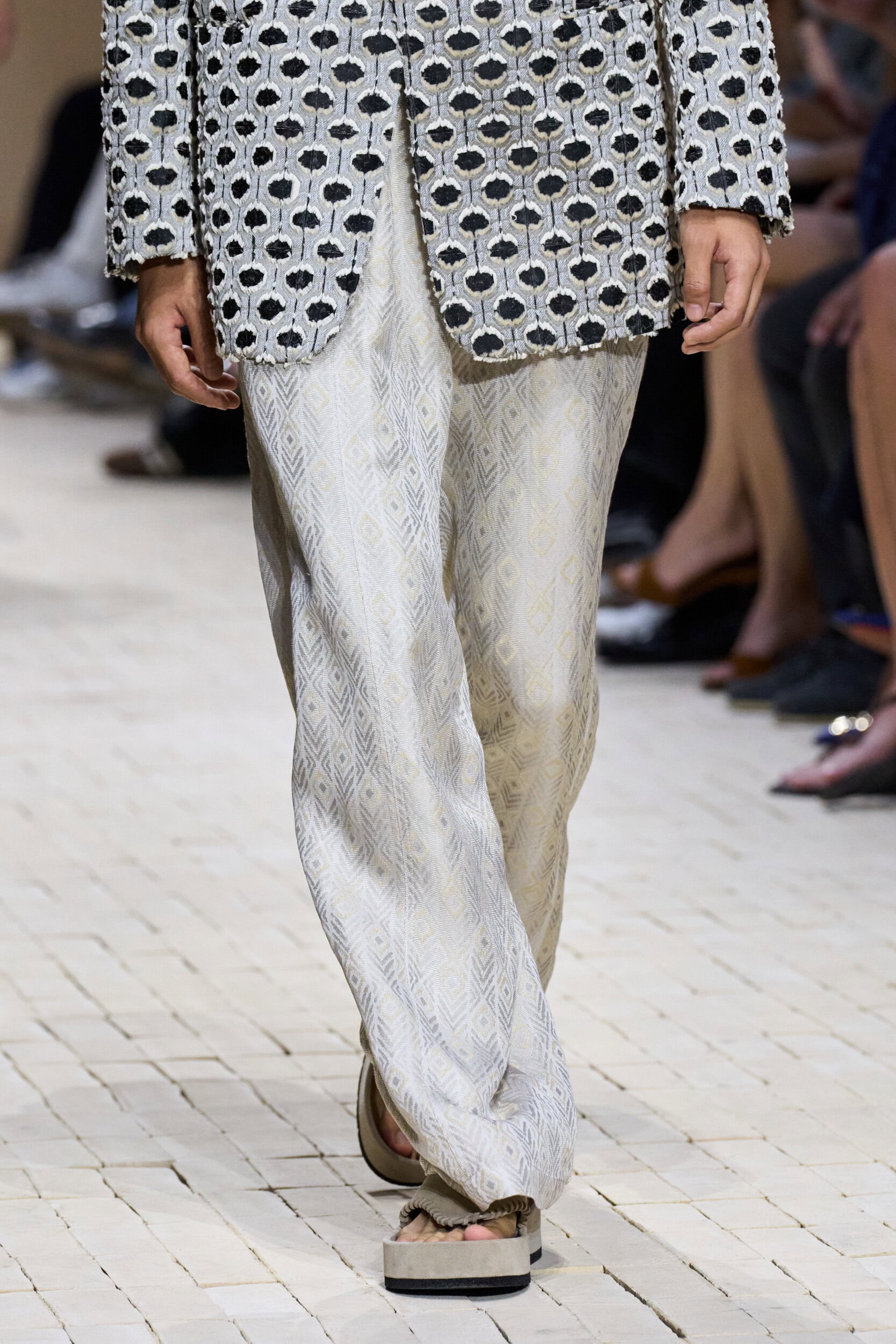 Emporio Armani Spring 2026 Men's Fashion Show Details