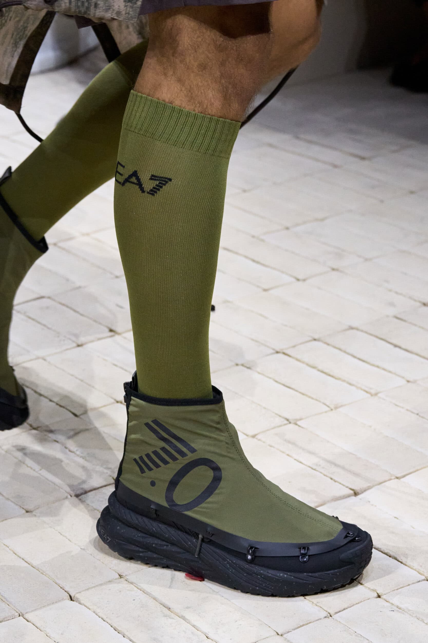 Emporio Armani Spring 2026 Men's Fashion Show Details
