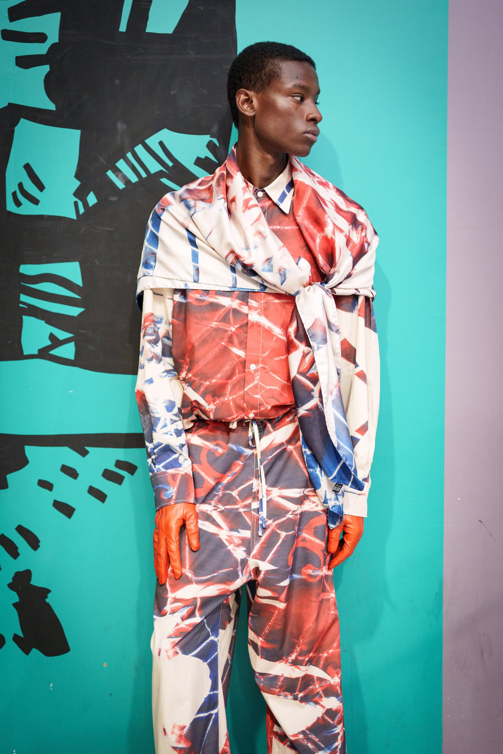 Etudes Spring 2026 Men's Fashion Show Backstage