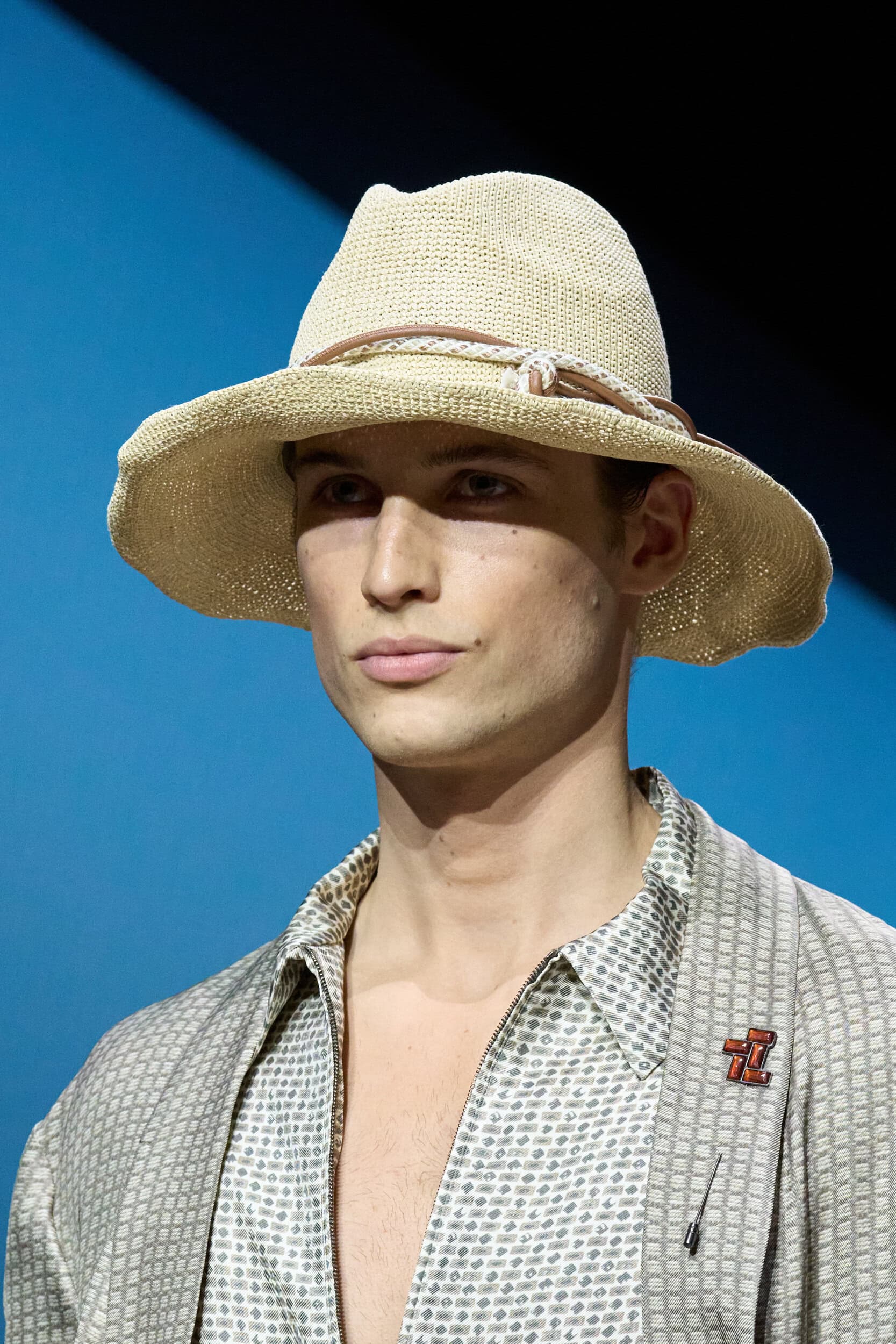 Giorgio Armani Spring 2026 Men's Fashion Show Details