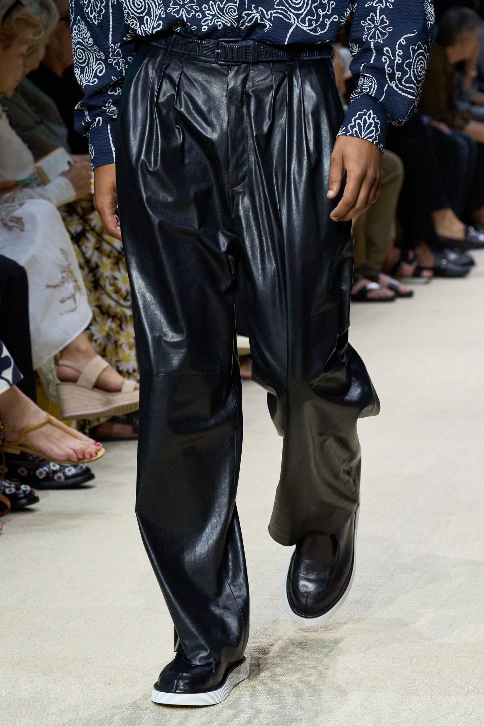 Giorgio Armani Spring 2026 Men's Fashion Show Details
